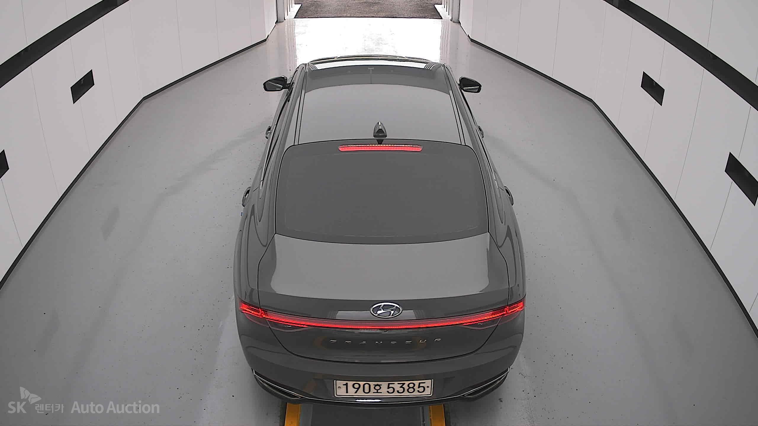 2022 - hyundai grandeur