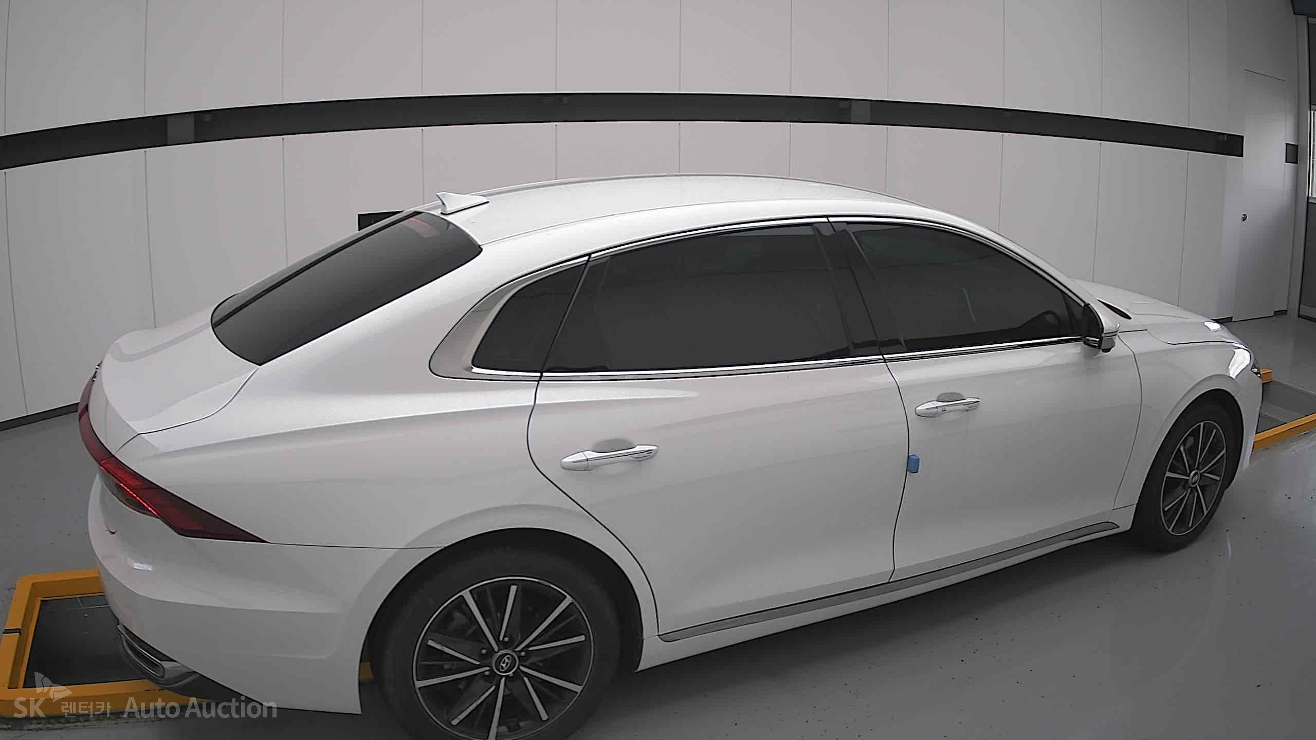 2022 - hyundai grandeur