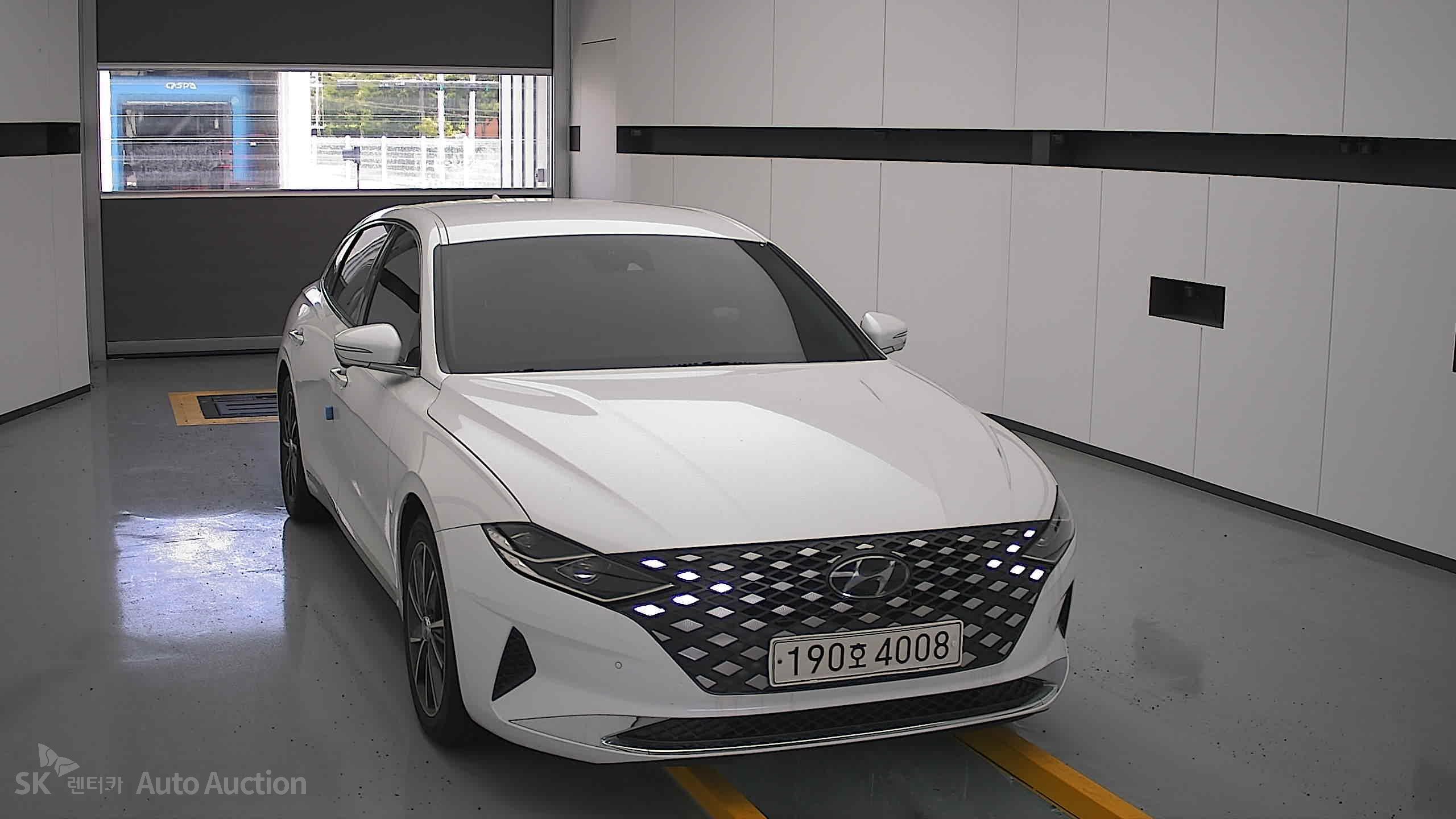 2022 - hyundai grandeur