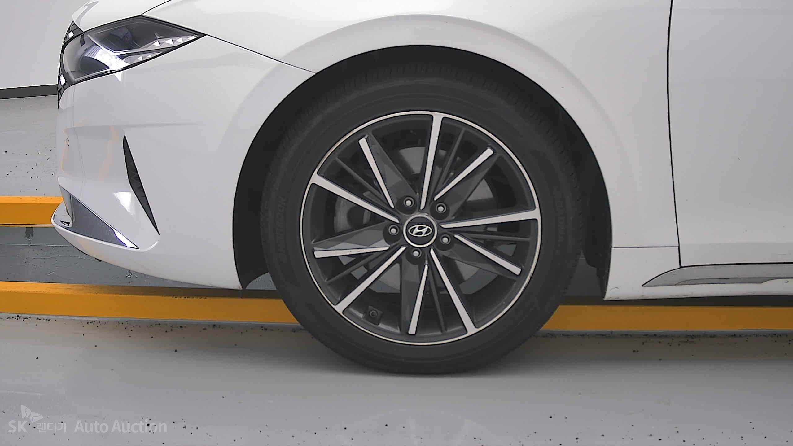 2022 - hyundai grandeur