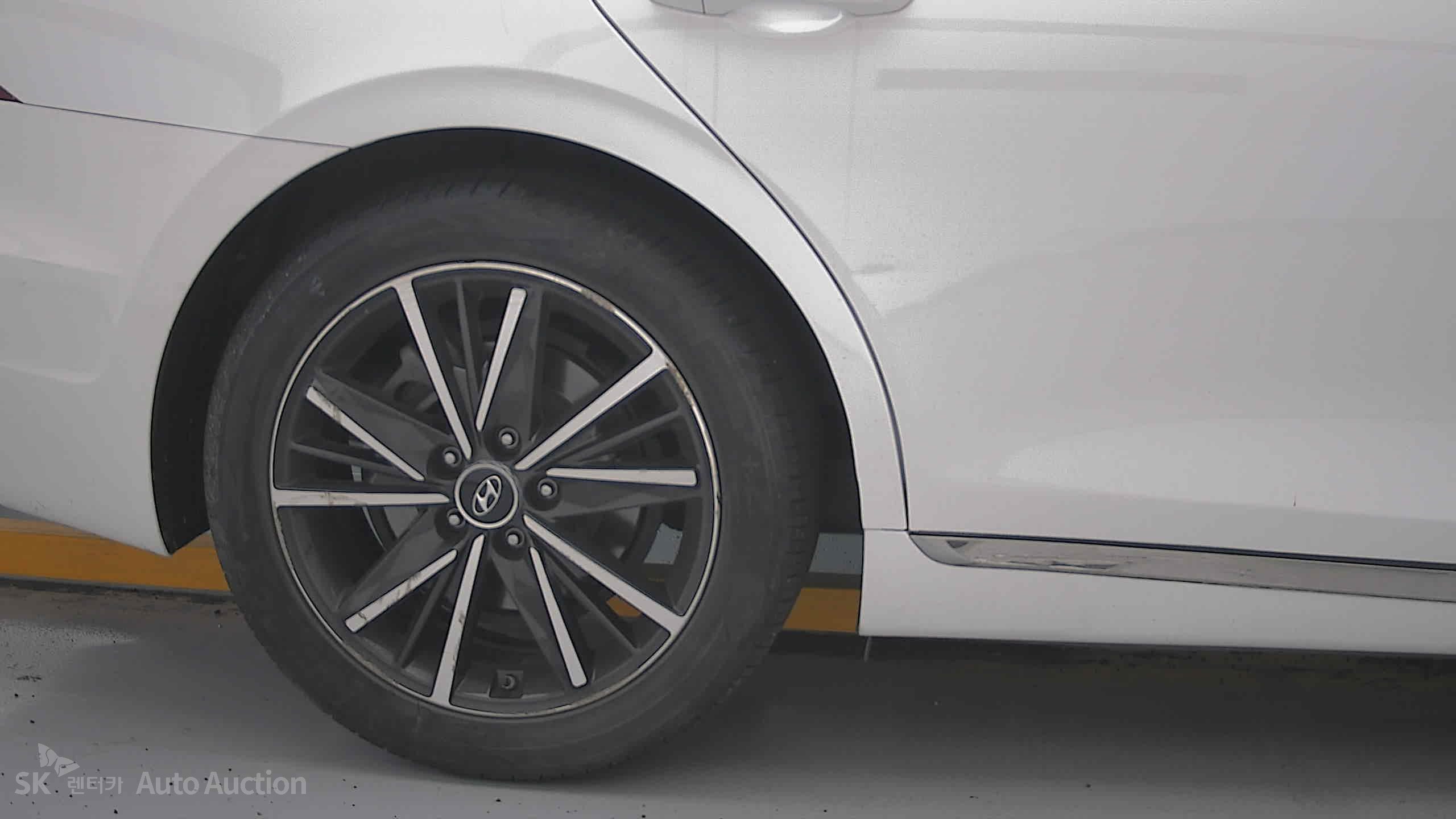 2022 - hyundai grandeur