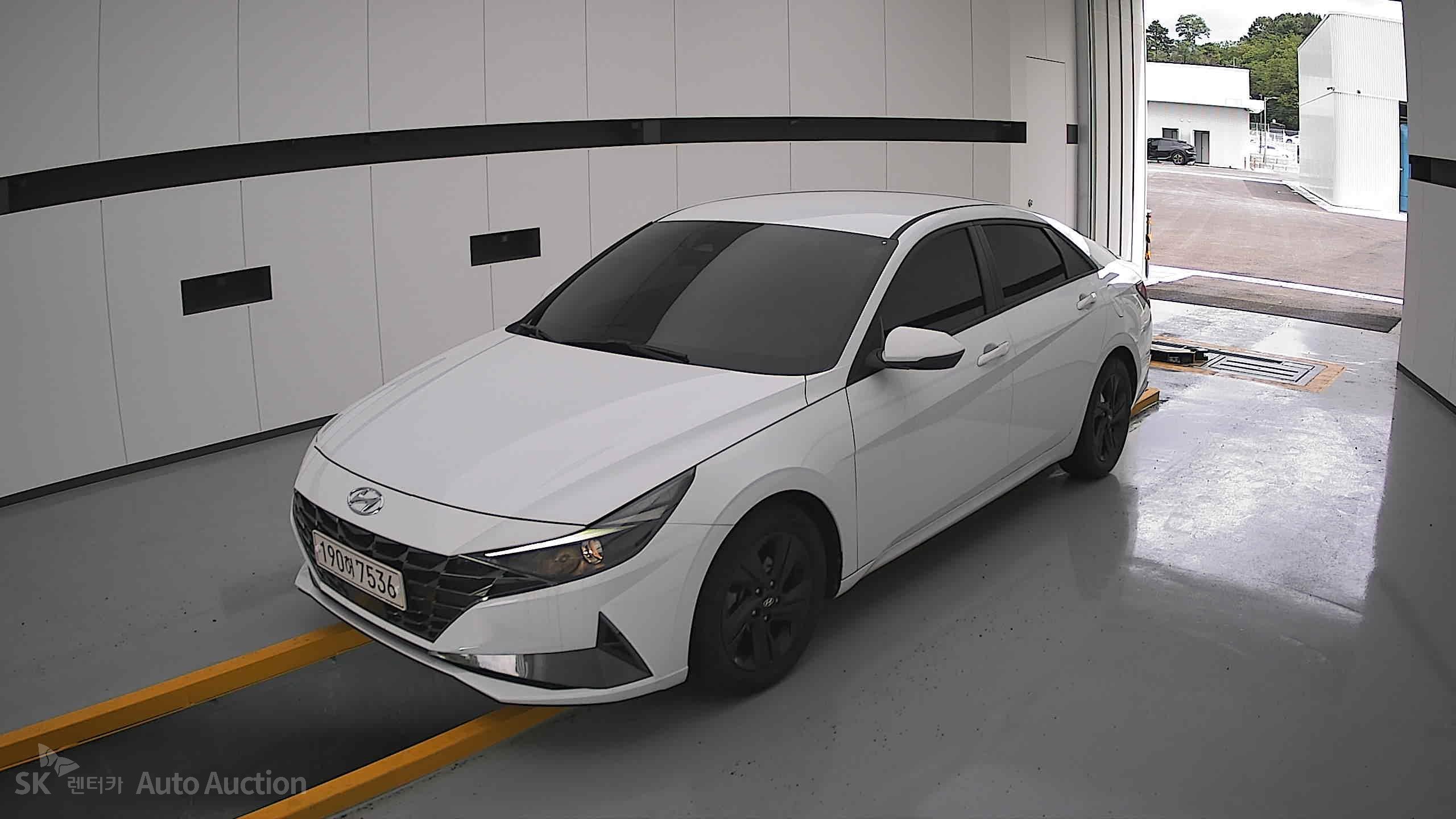 2022 - hyundai avante