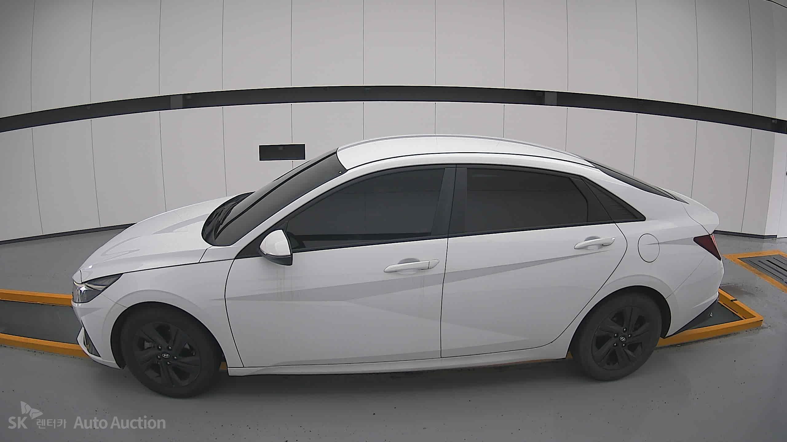2022 - hyundai avante