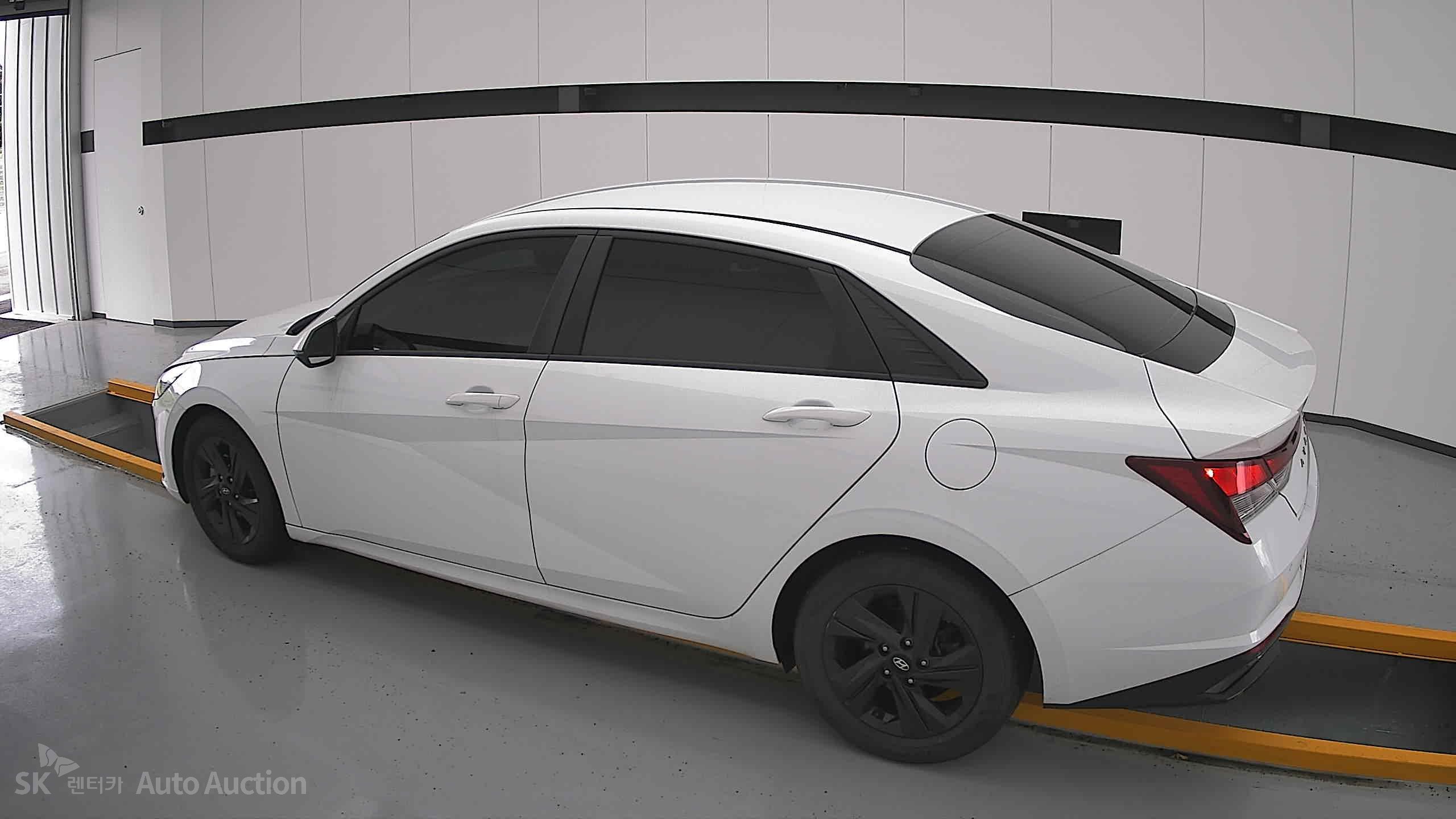 2022 - hyundai avante