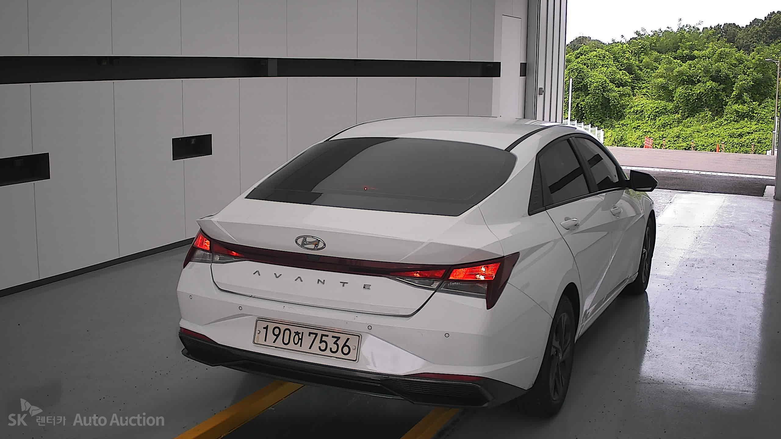 2022 - hyundai avante