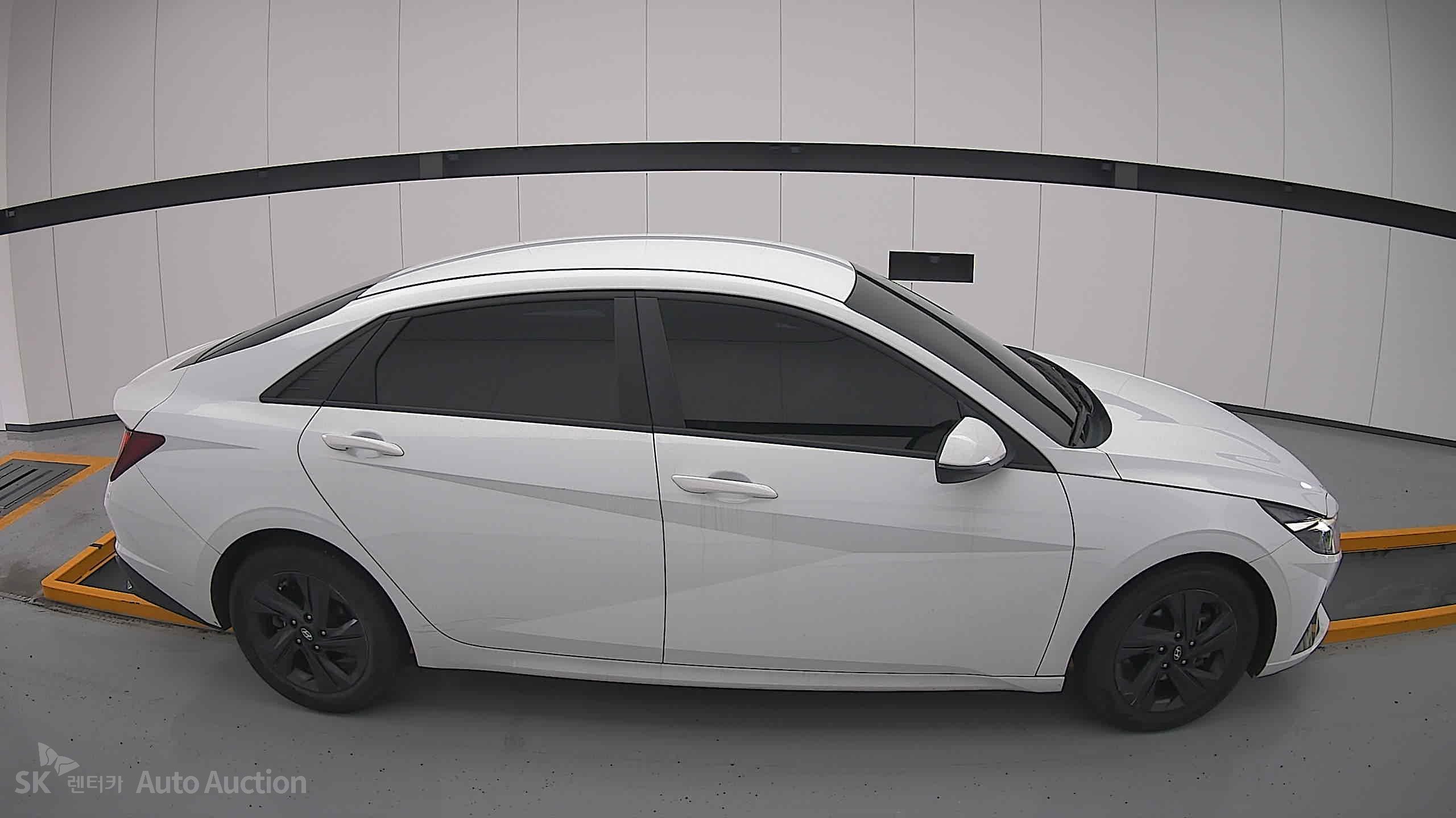 2022 - hyundai avante