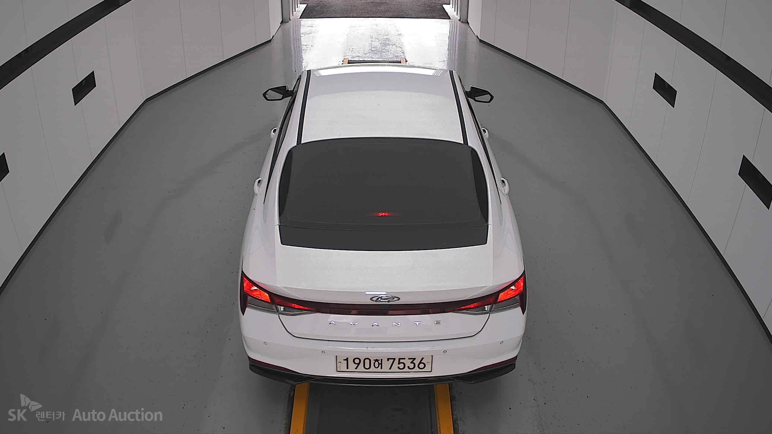 2022 - hyundai avante