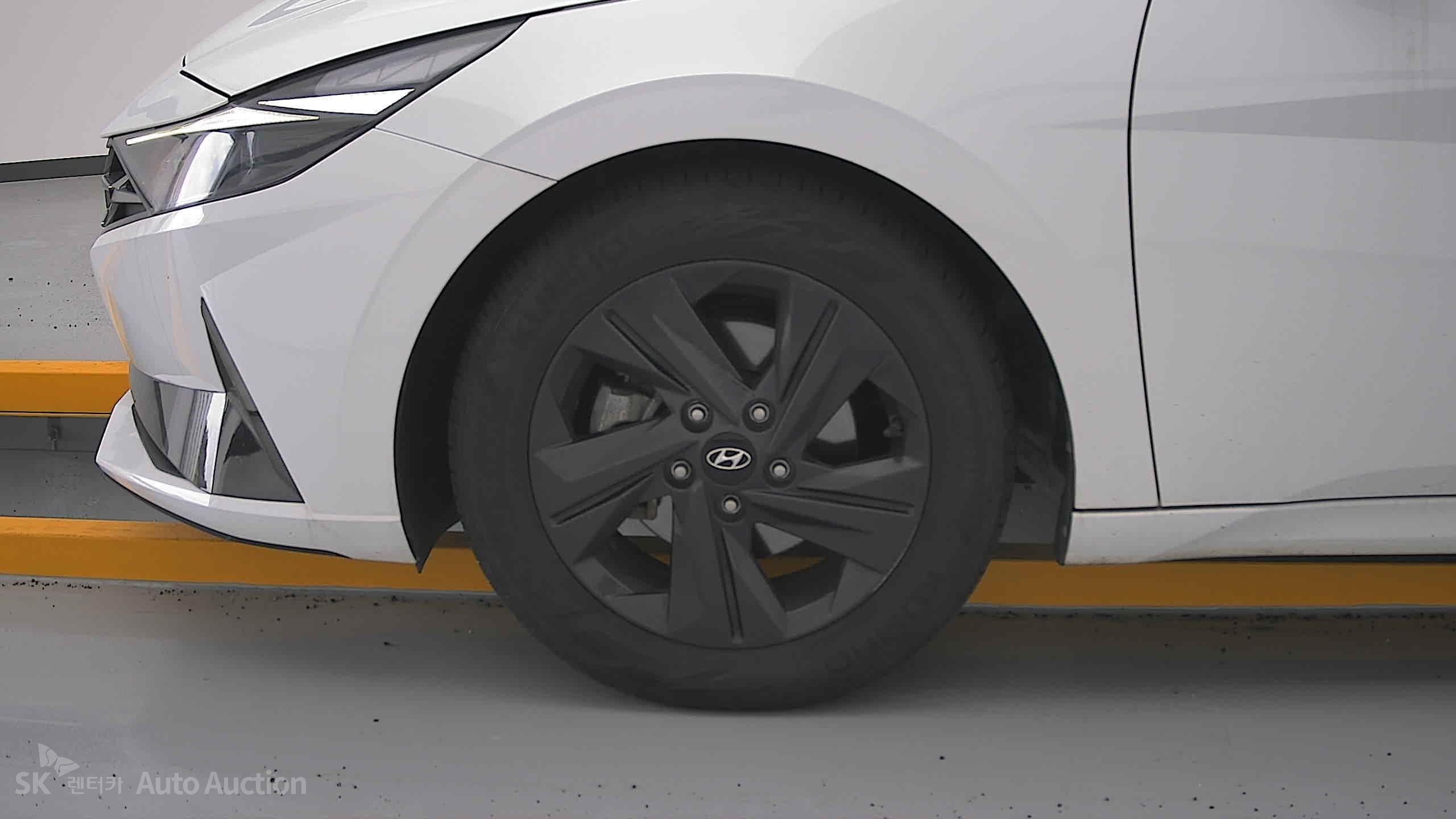 2022 - hyundai avante