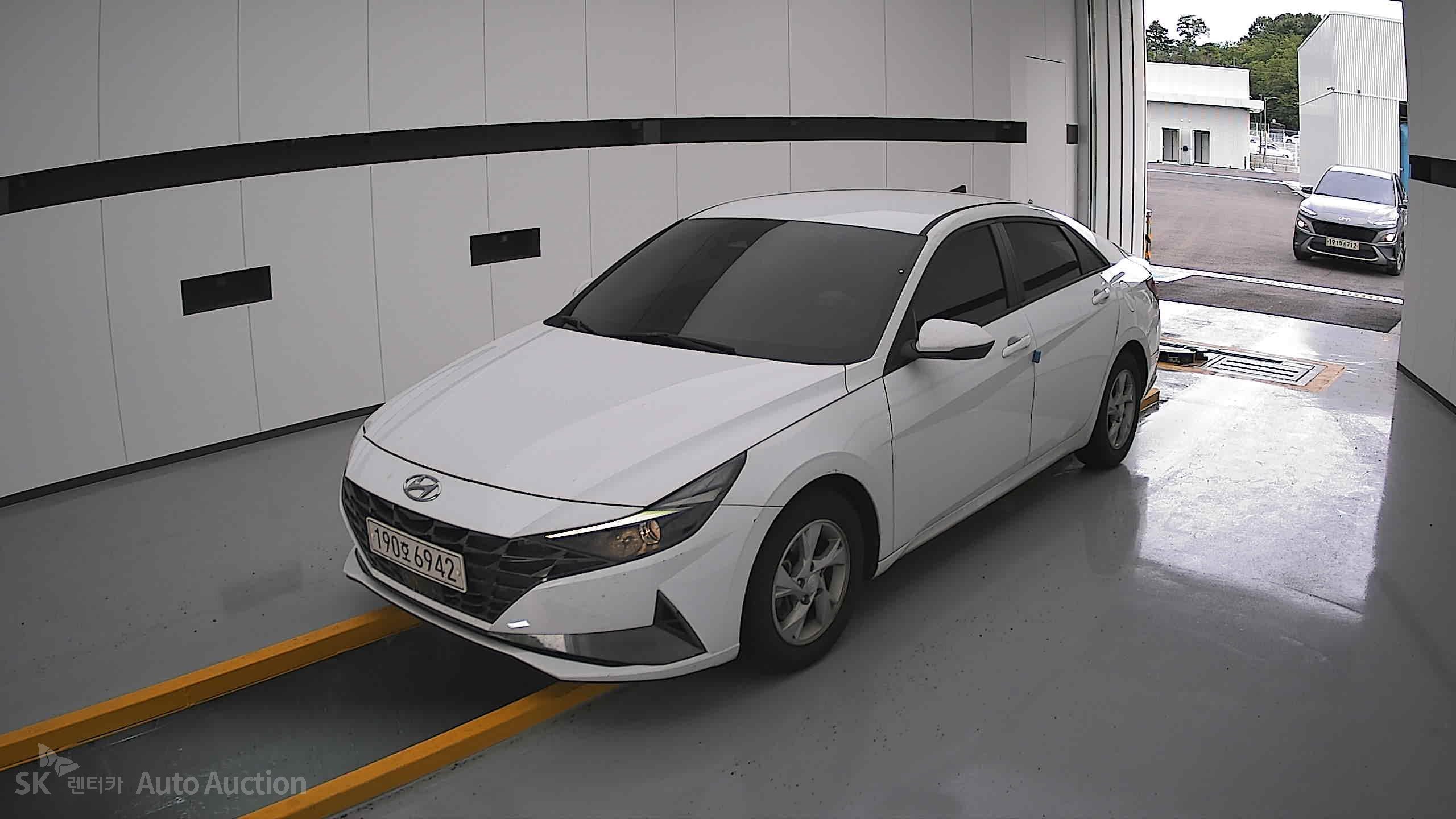 2023 - hyundai avante