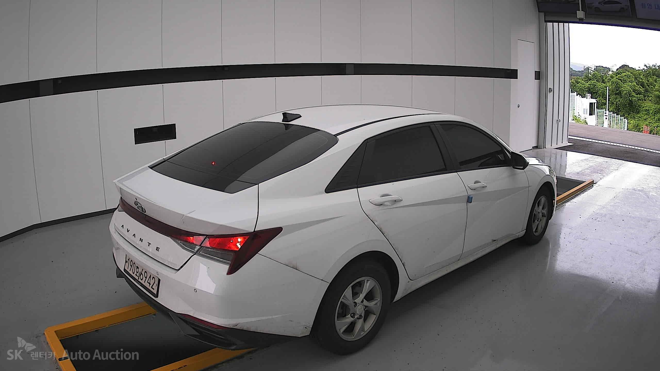 2023 - hyundai avante