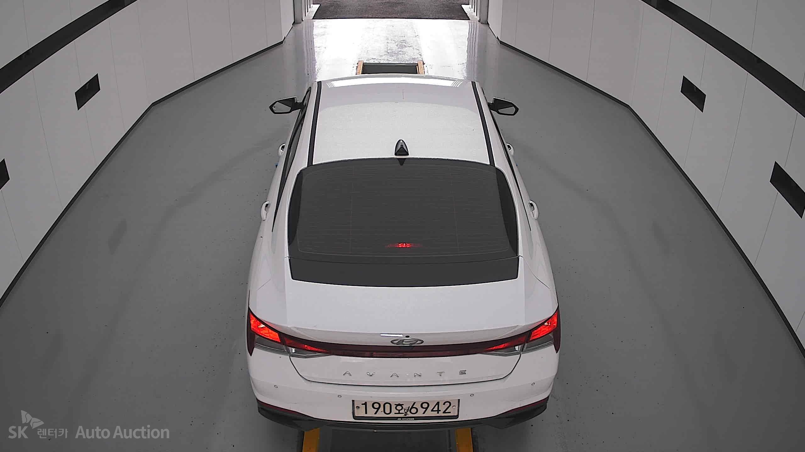 2023 - hyundai avante
