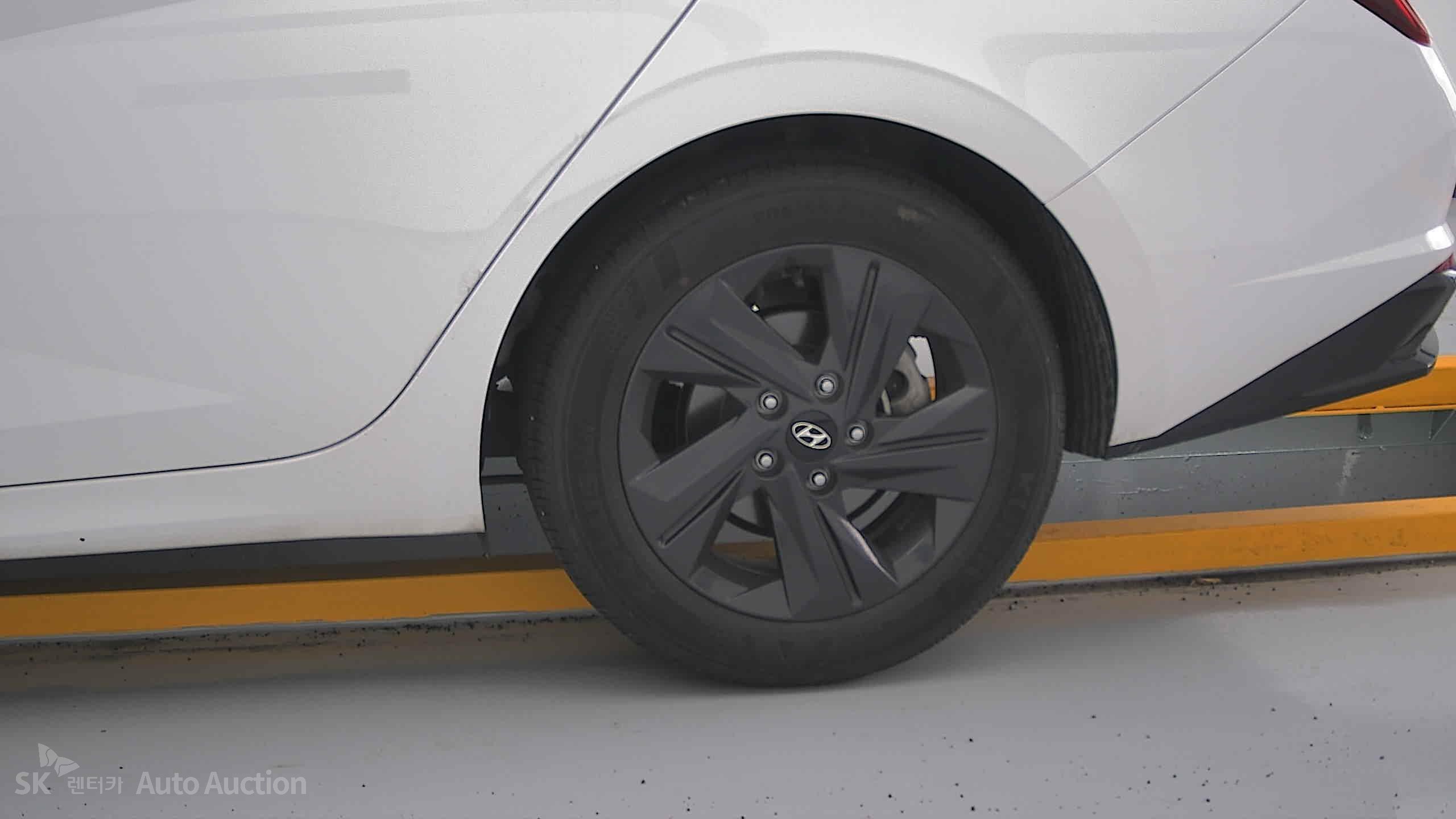 2023 - hyundai avante