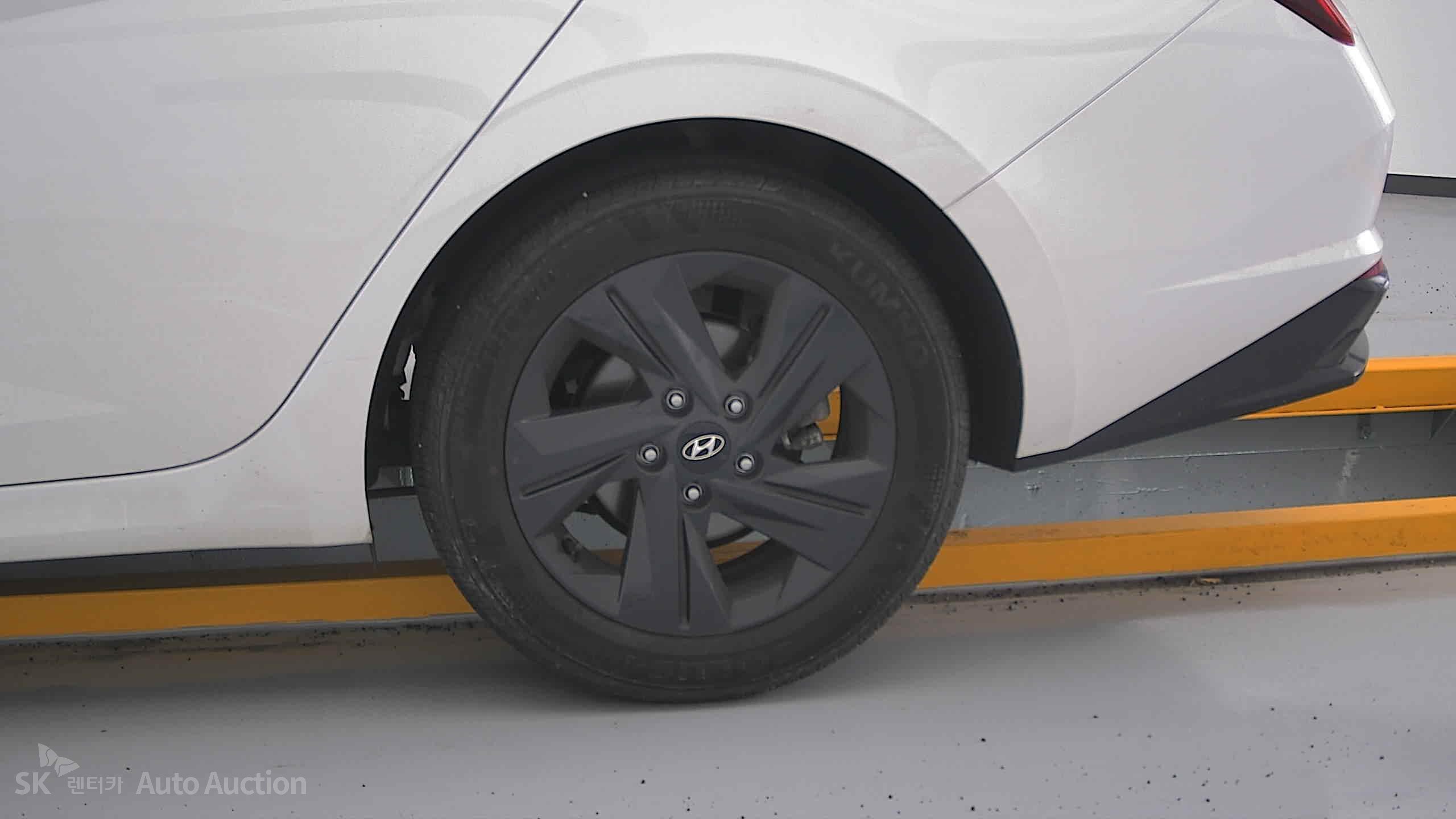2023 - hyundai avante