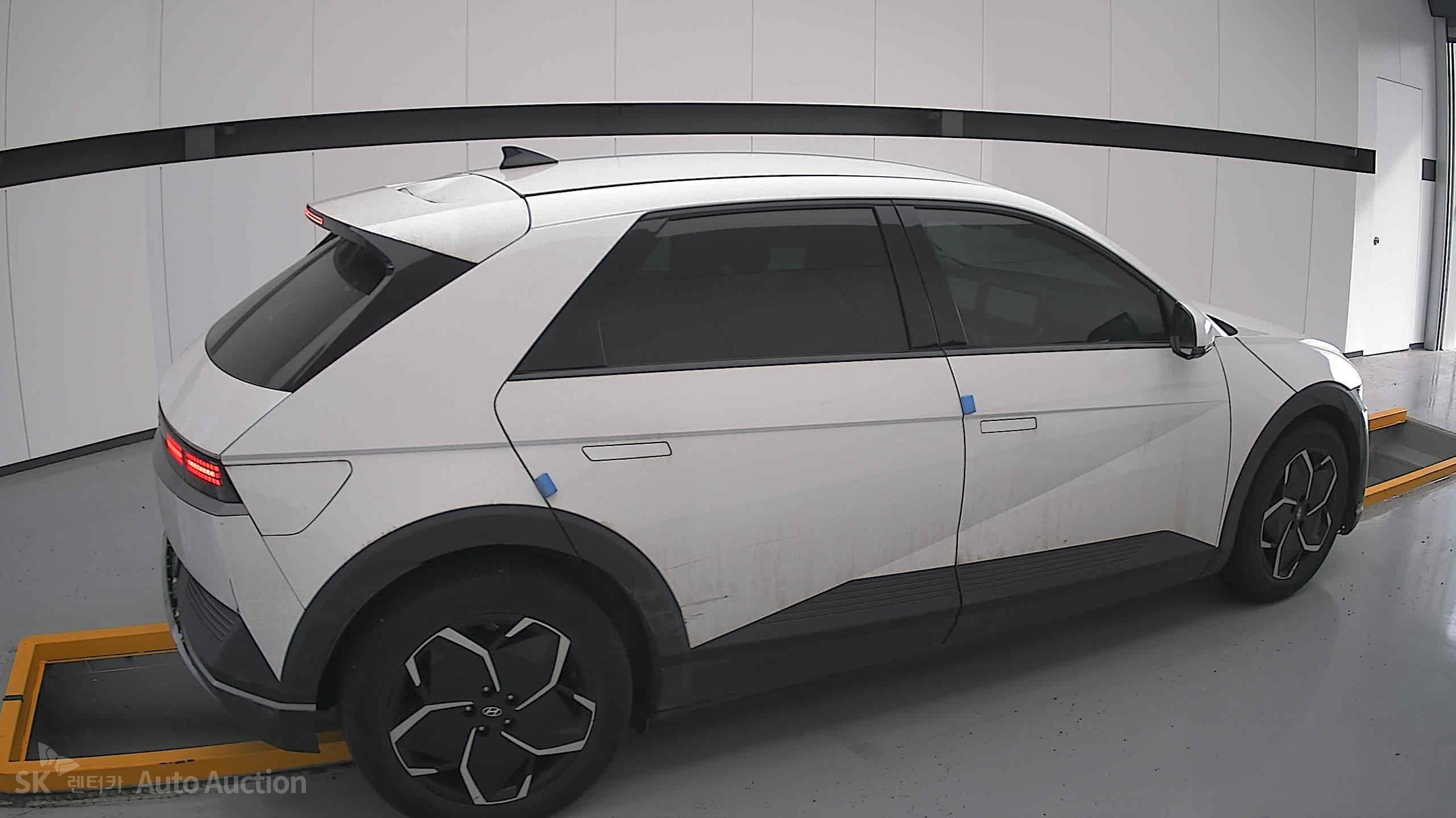 2022 - hyundai ioniq