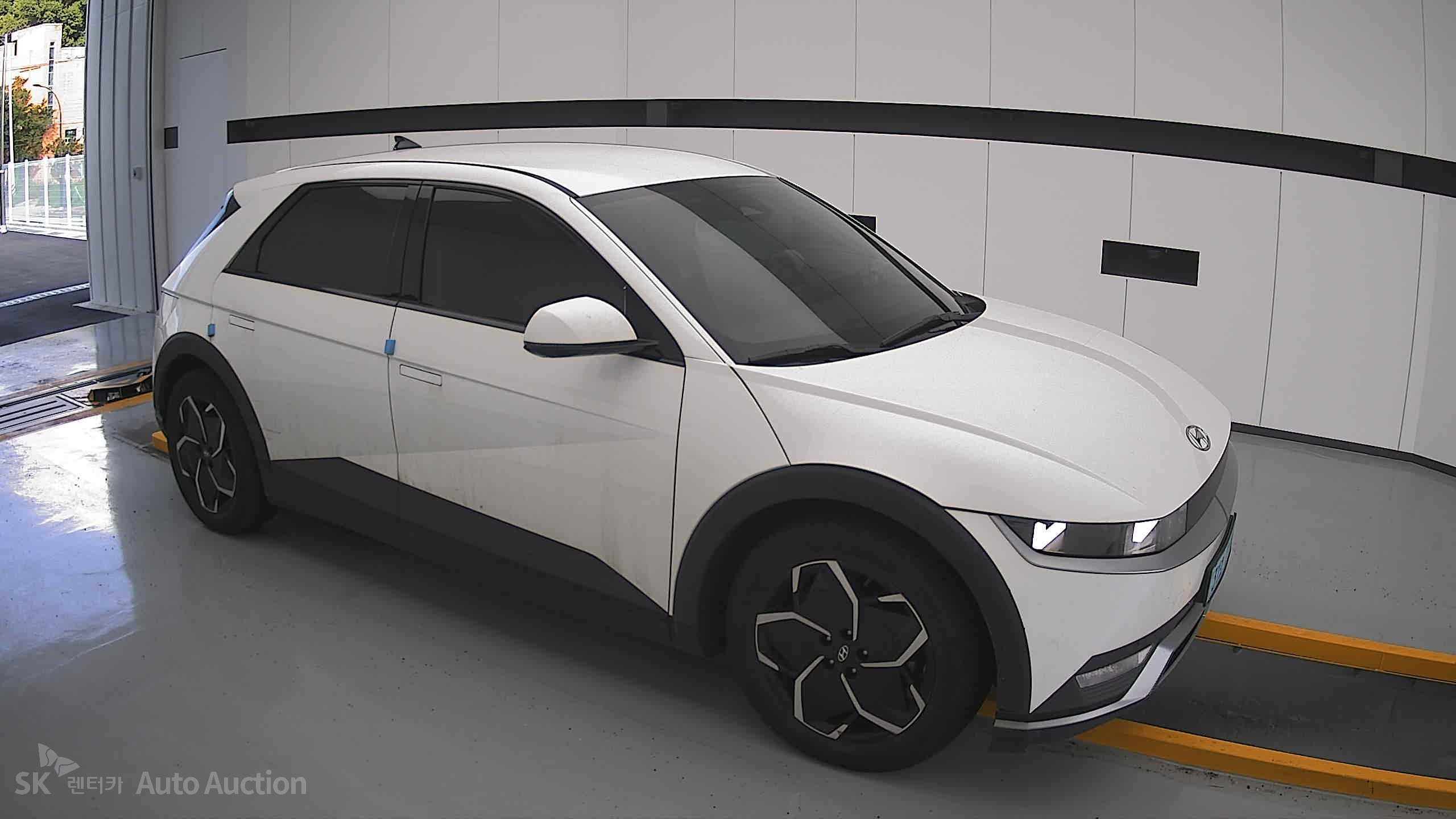 2022 - hyundai ioniq