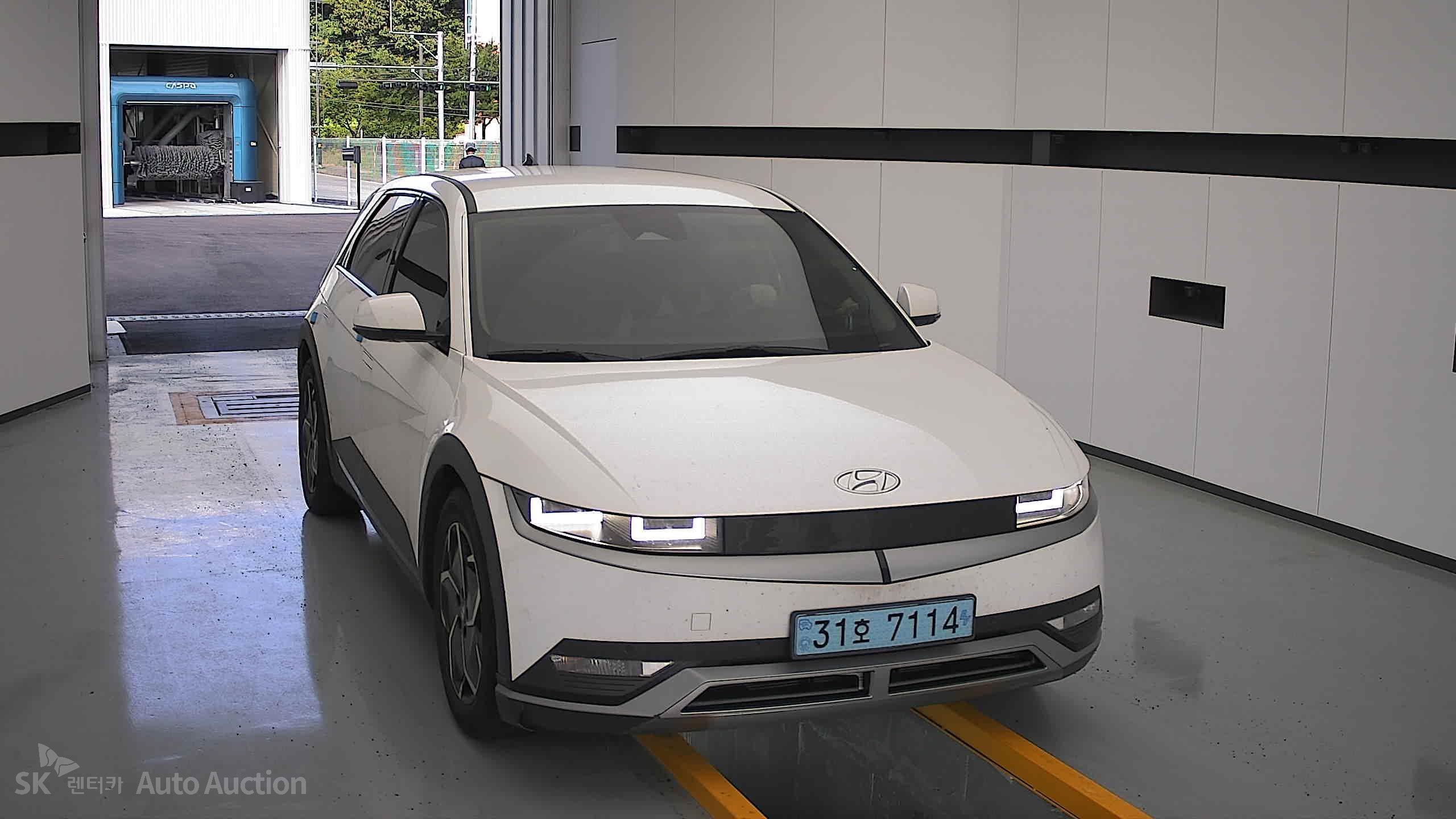 2022 - hyundai ioniq