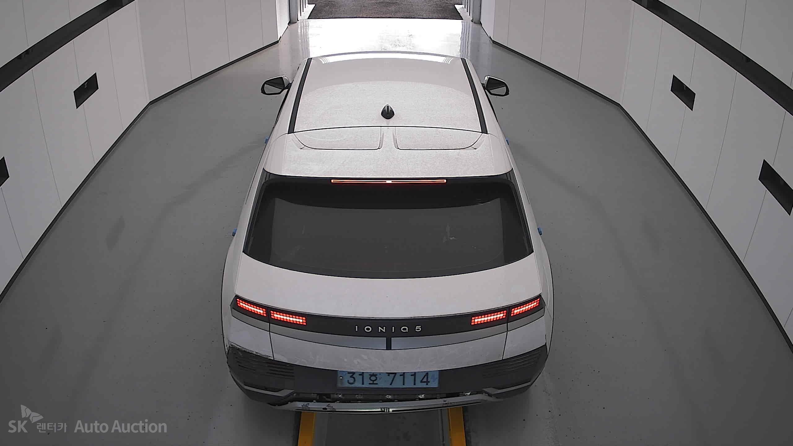 2022 - hyundai ioniq