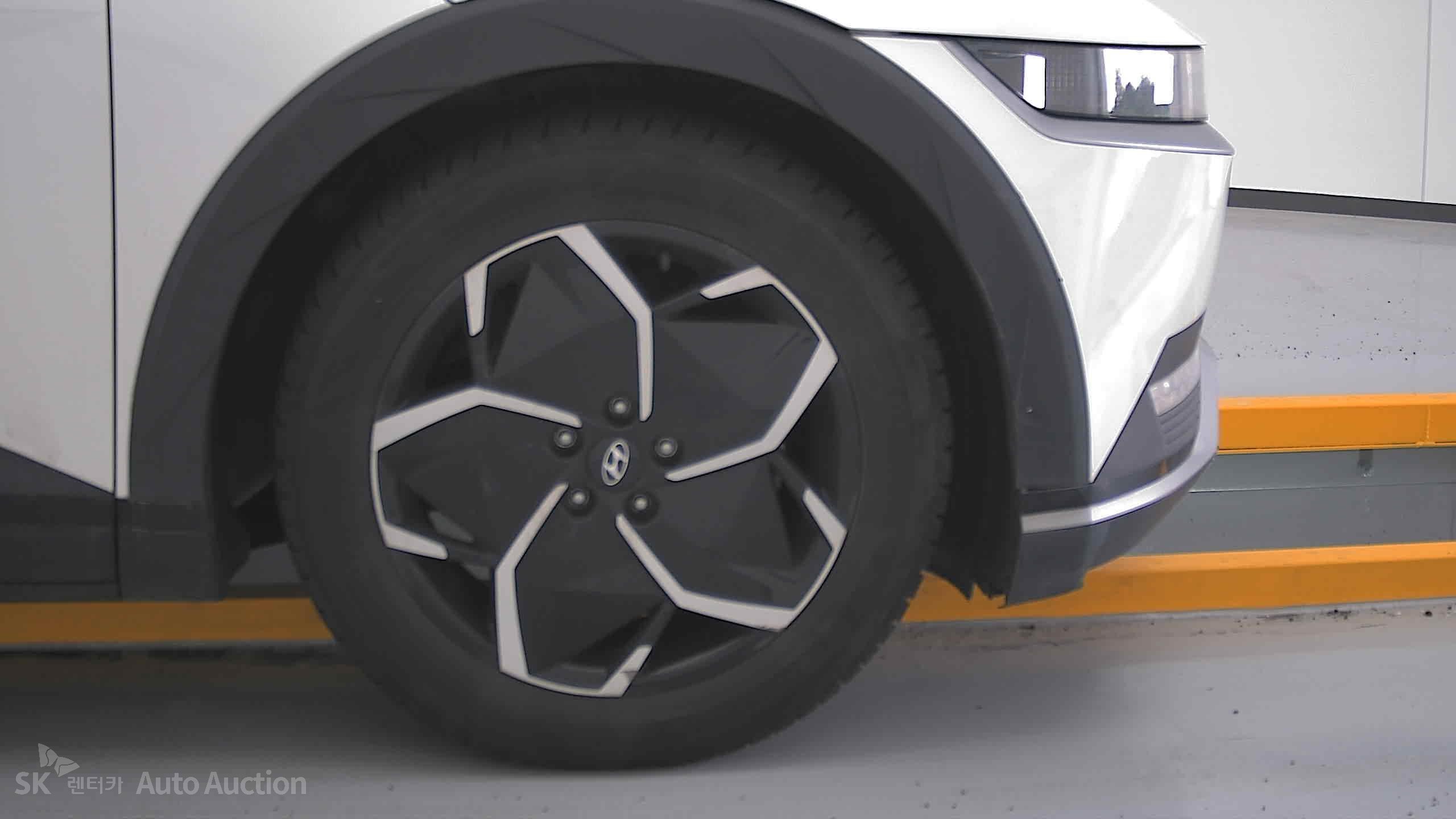 2022 - hyundai ioniq