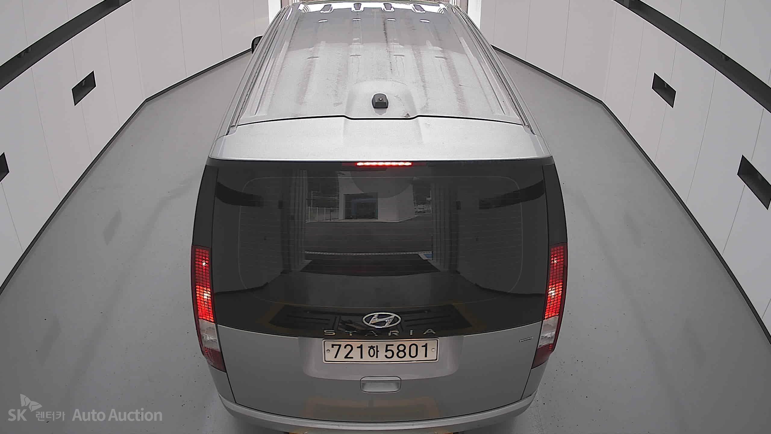 2022 - hyundai staria