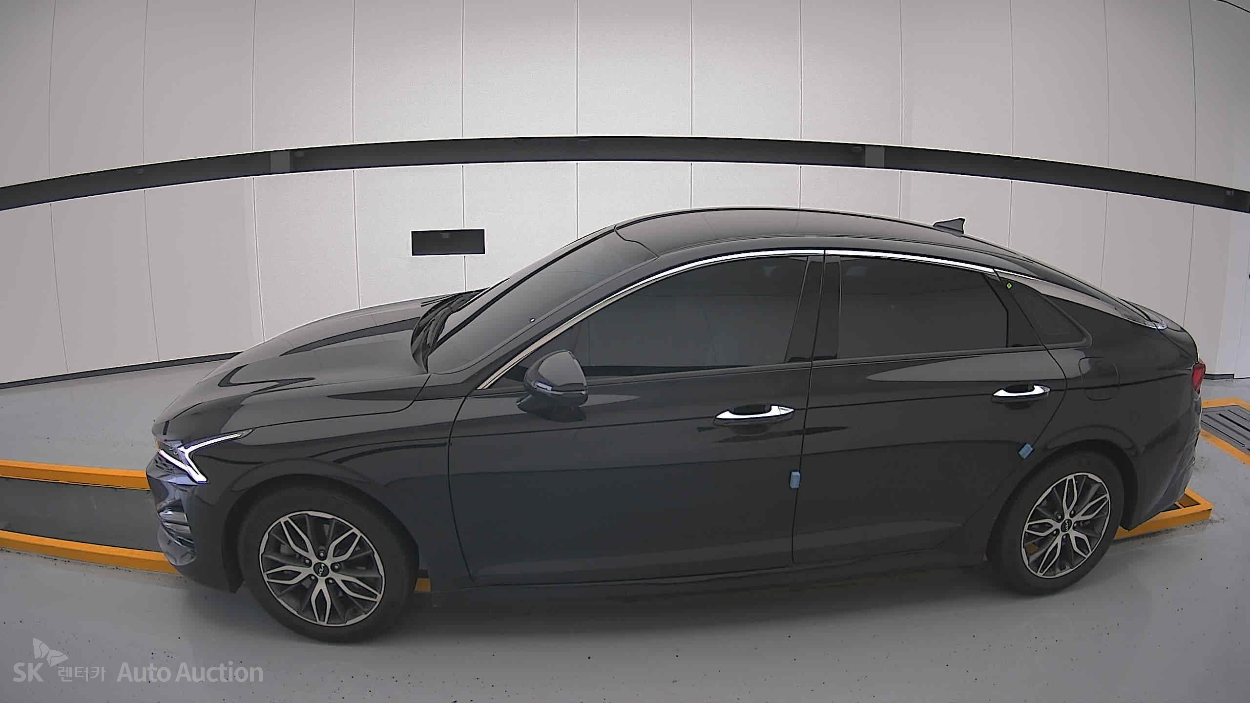 2023 - kia k5