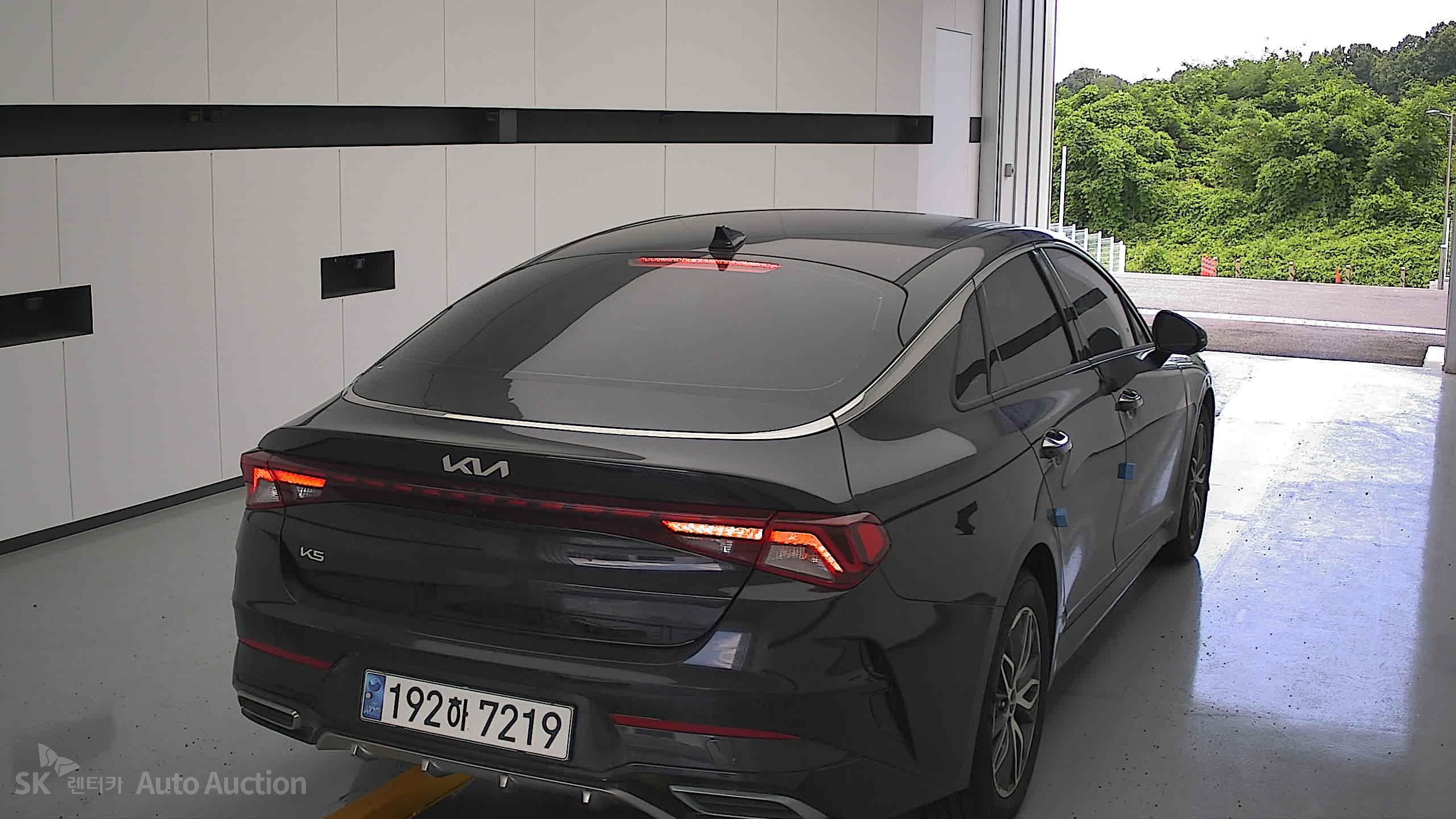2023 - kia k5