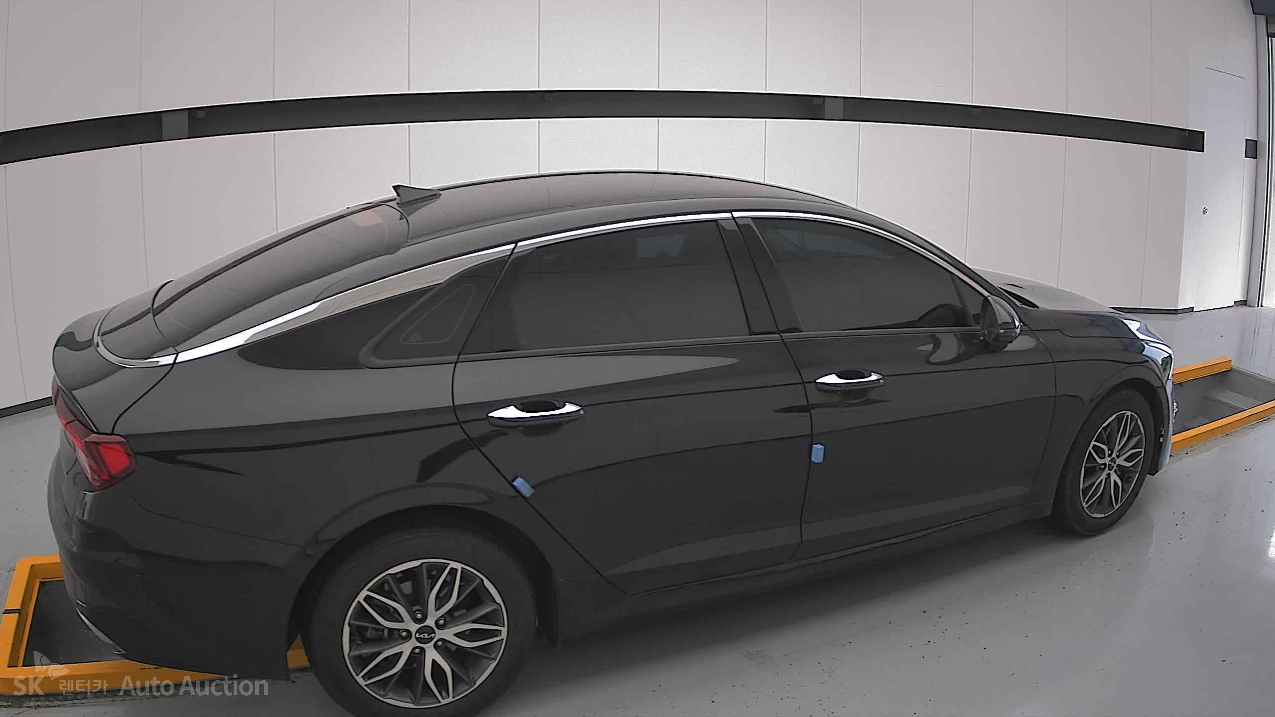 2023 - kia k5
