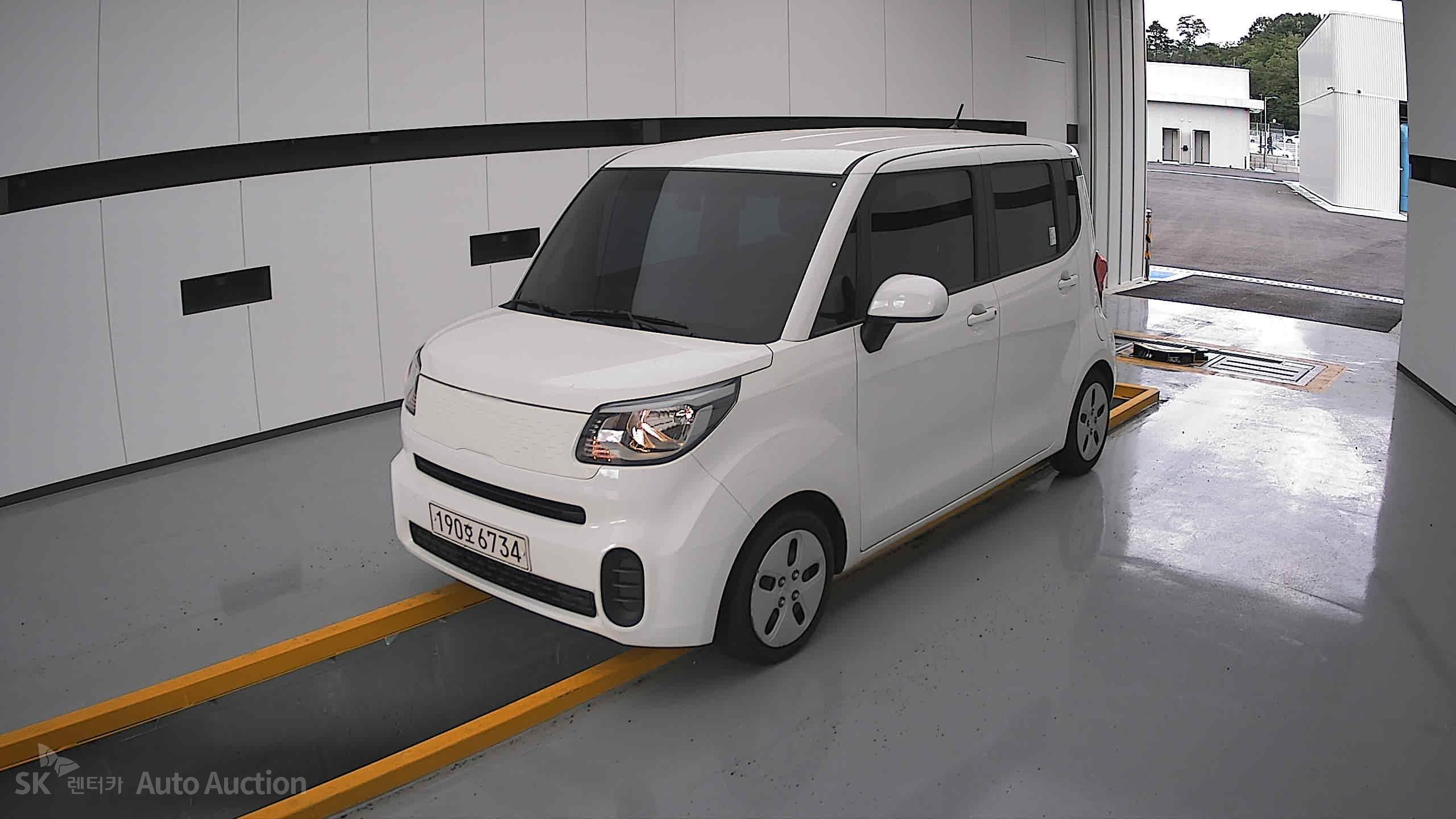 2022 - kia ray