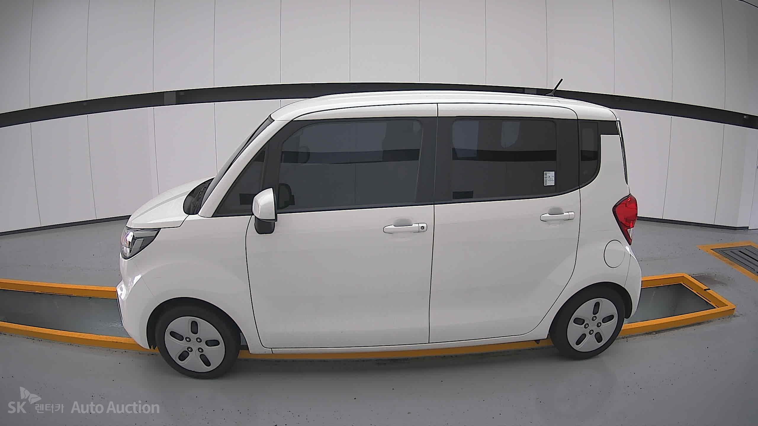 2022 - kia ray