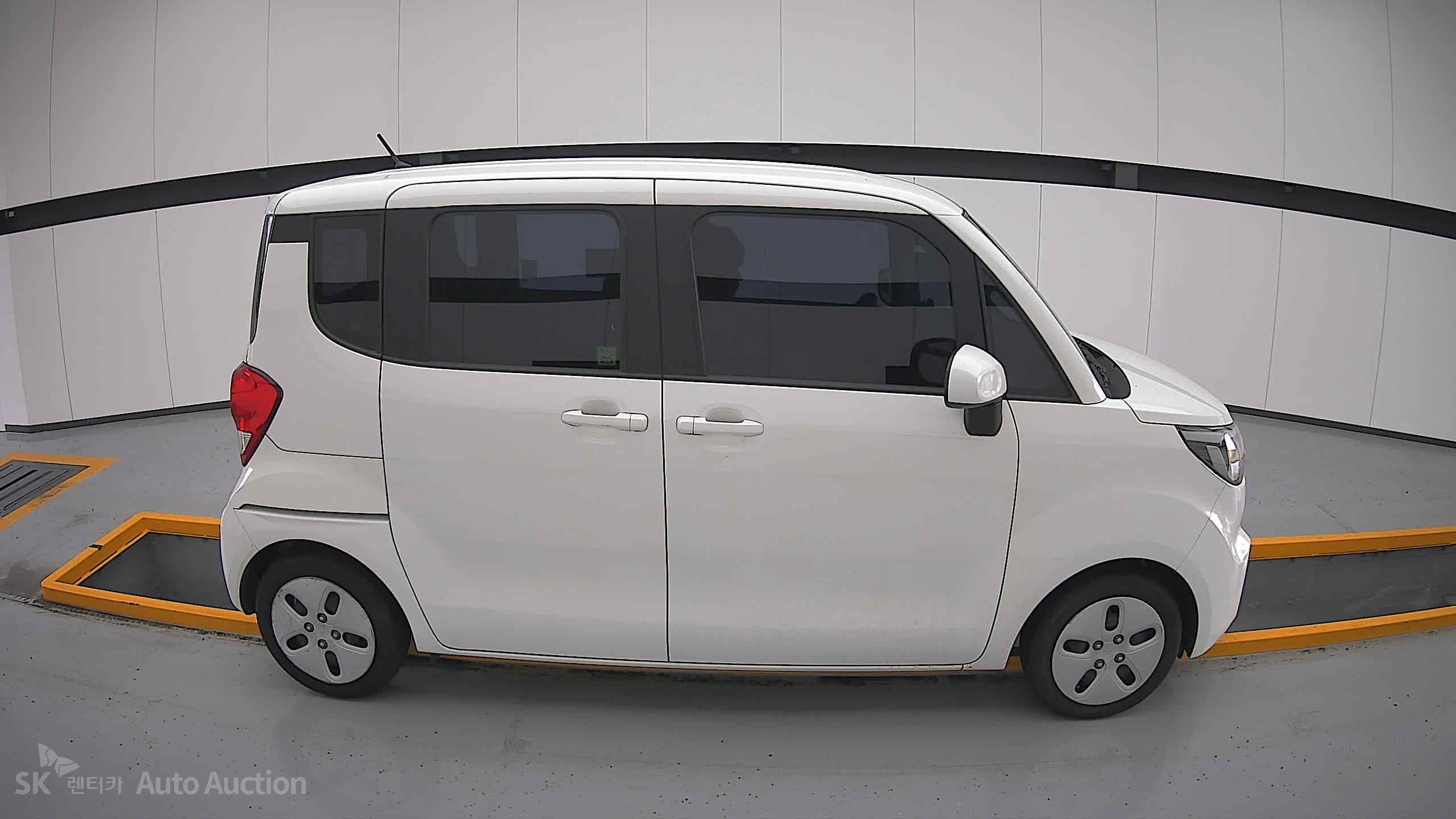 2022 - kia ray
