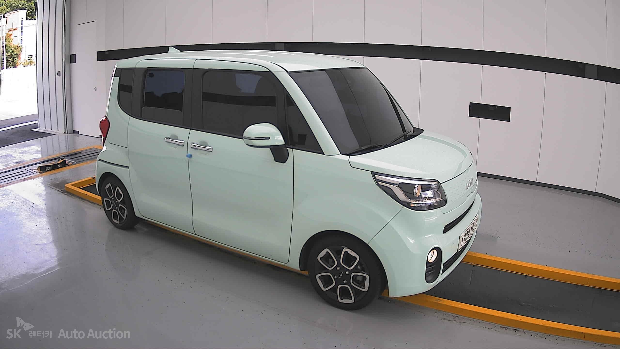 2022 - kia ray