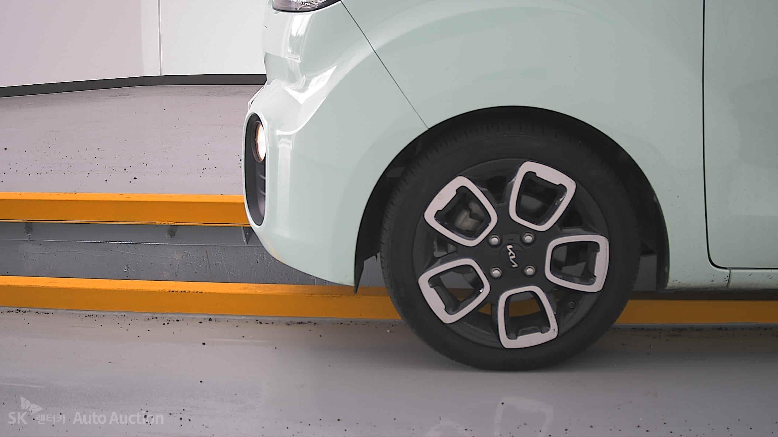 2022 - kia ray