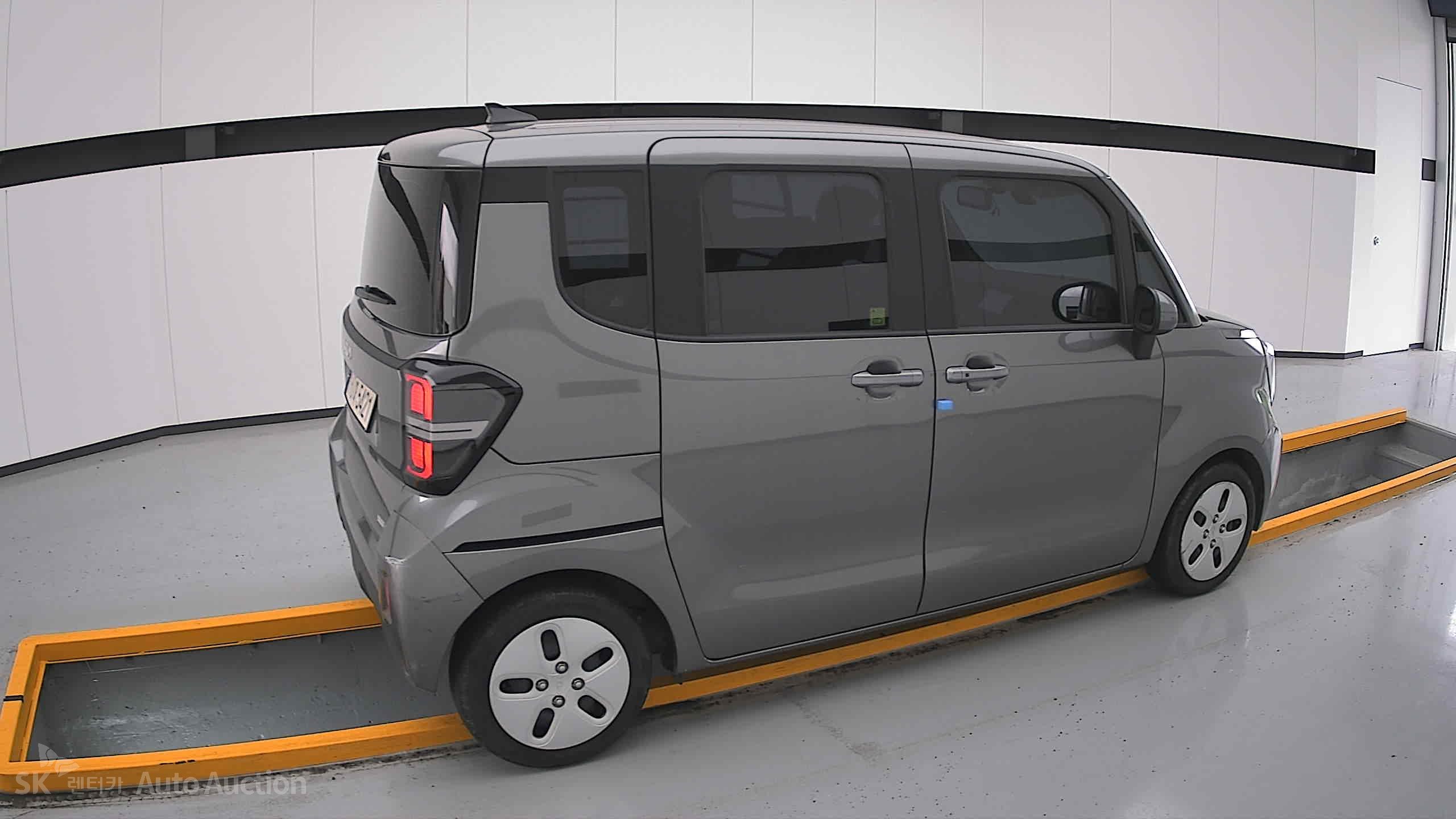 2023 - kia ray
