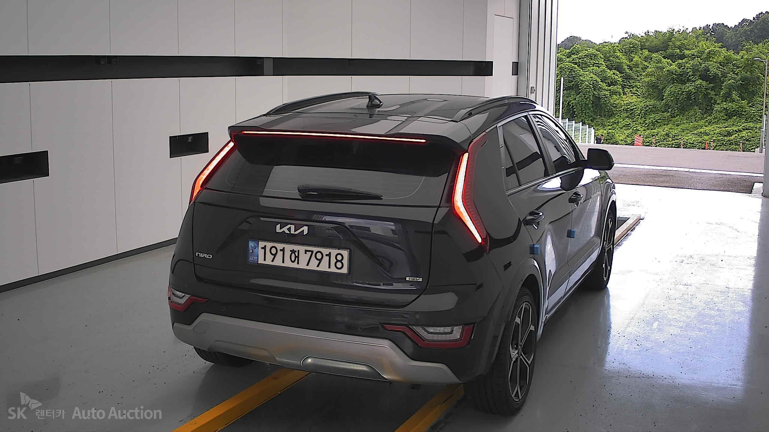 2023 - kia all-new niro