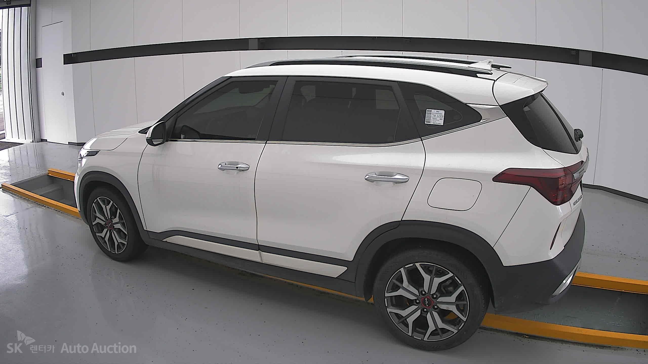 2022 - kia seltos