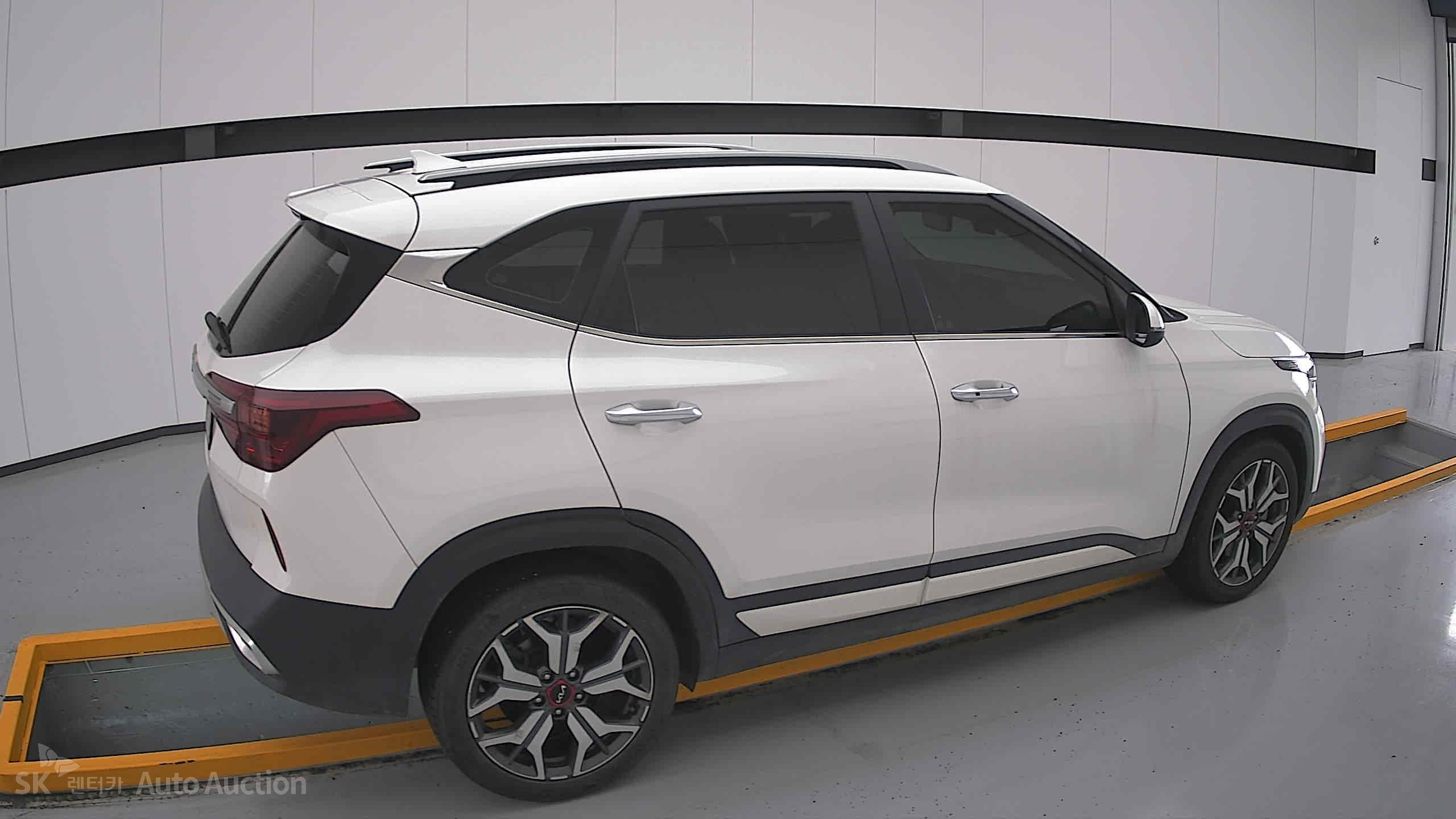 2022 - kia seltos