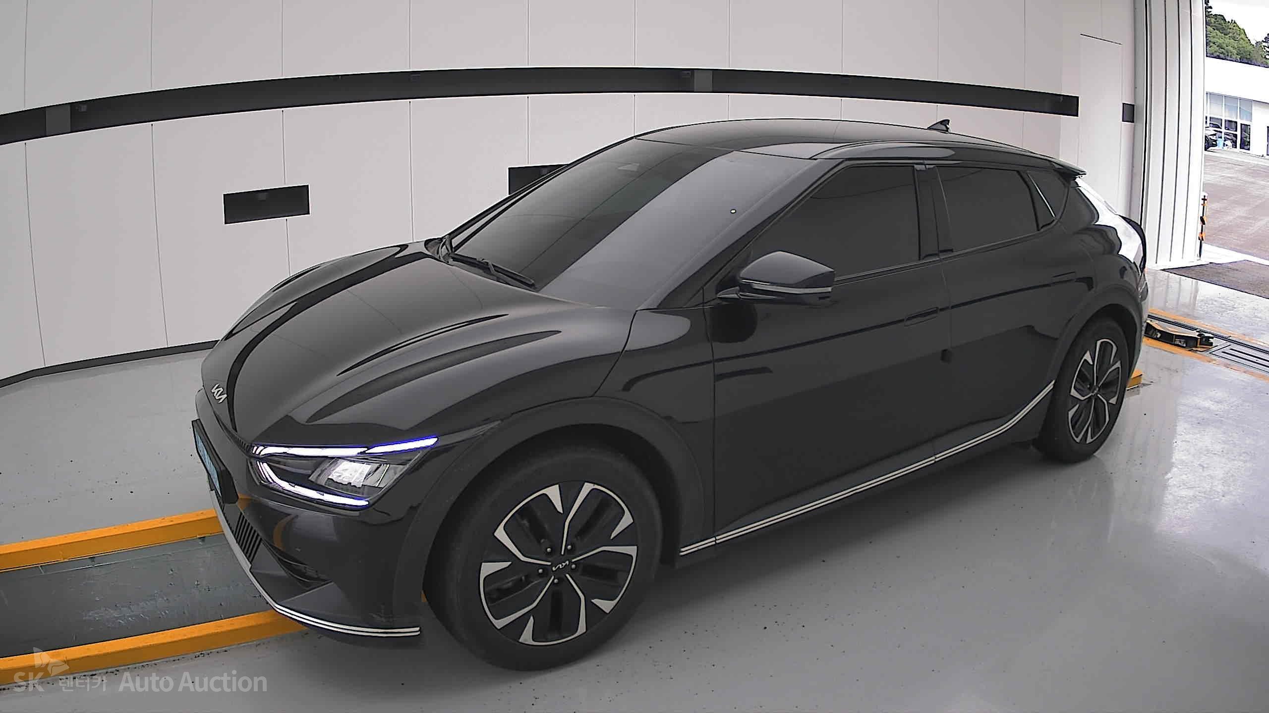 2022 - kia ev6