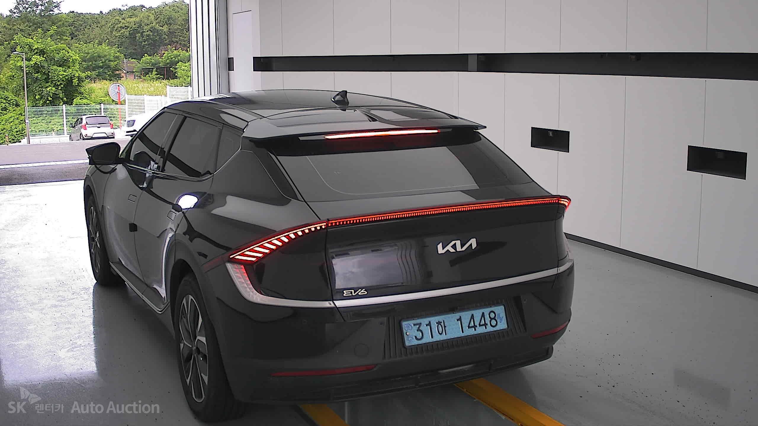 2022 - kia ev6
