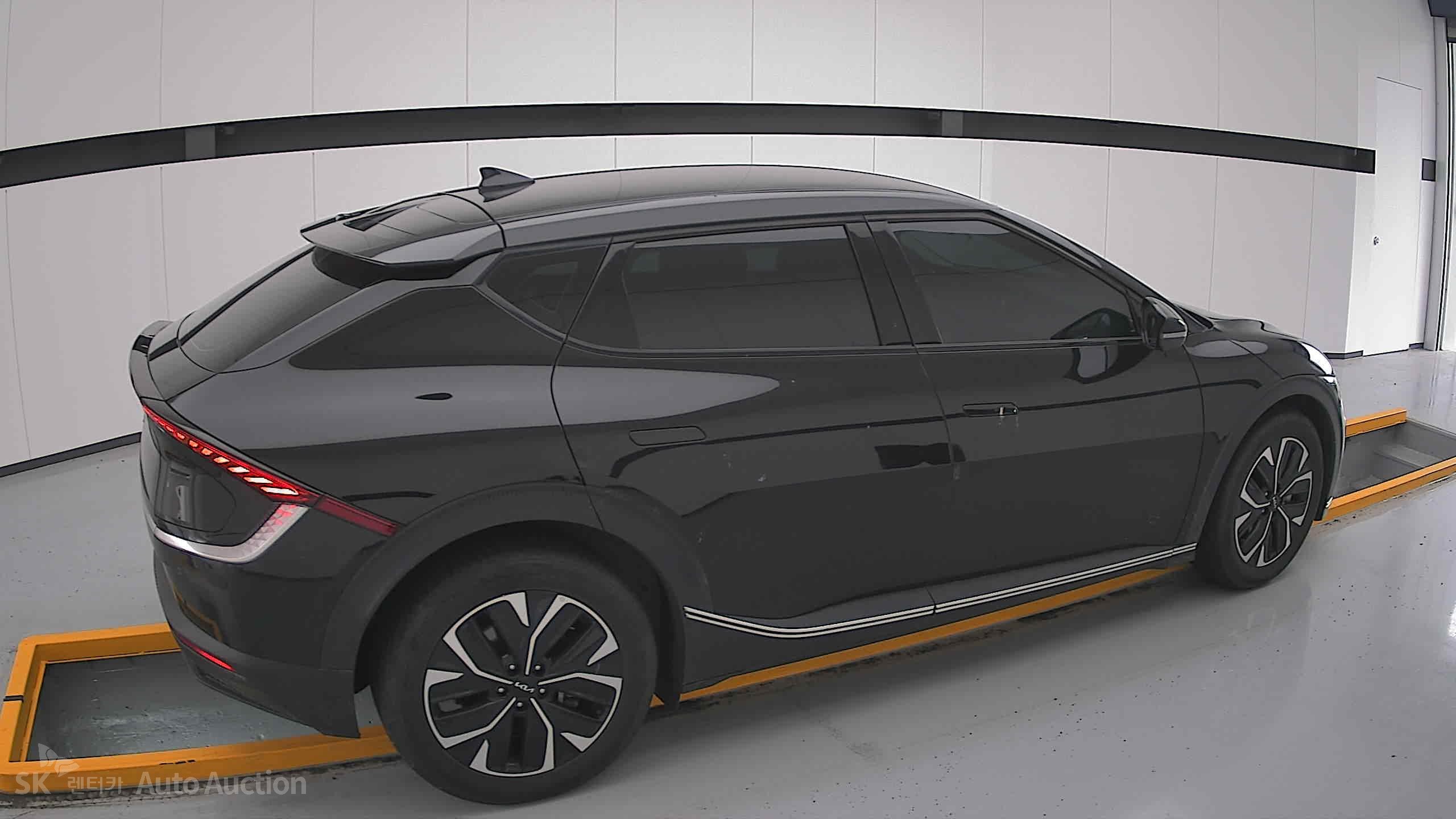 2022 - kia ev6
