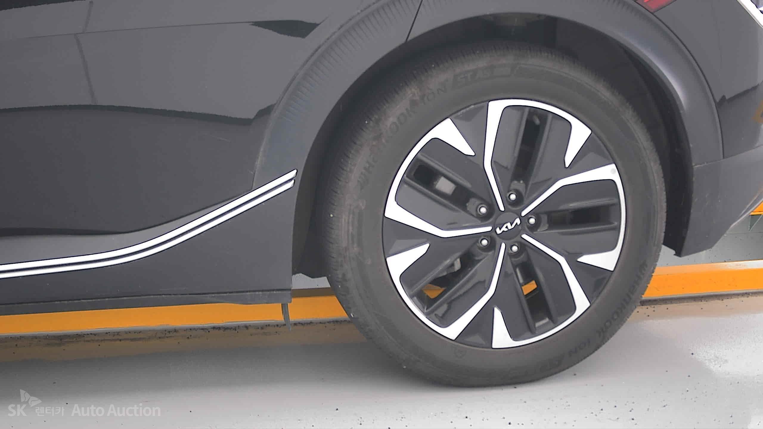 2022 - kia ev6