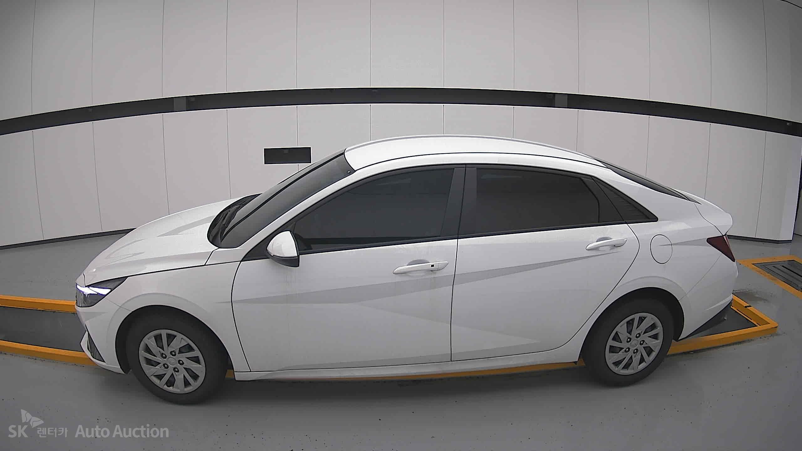 2022 - hyundai avante