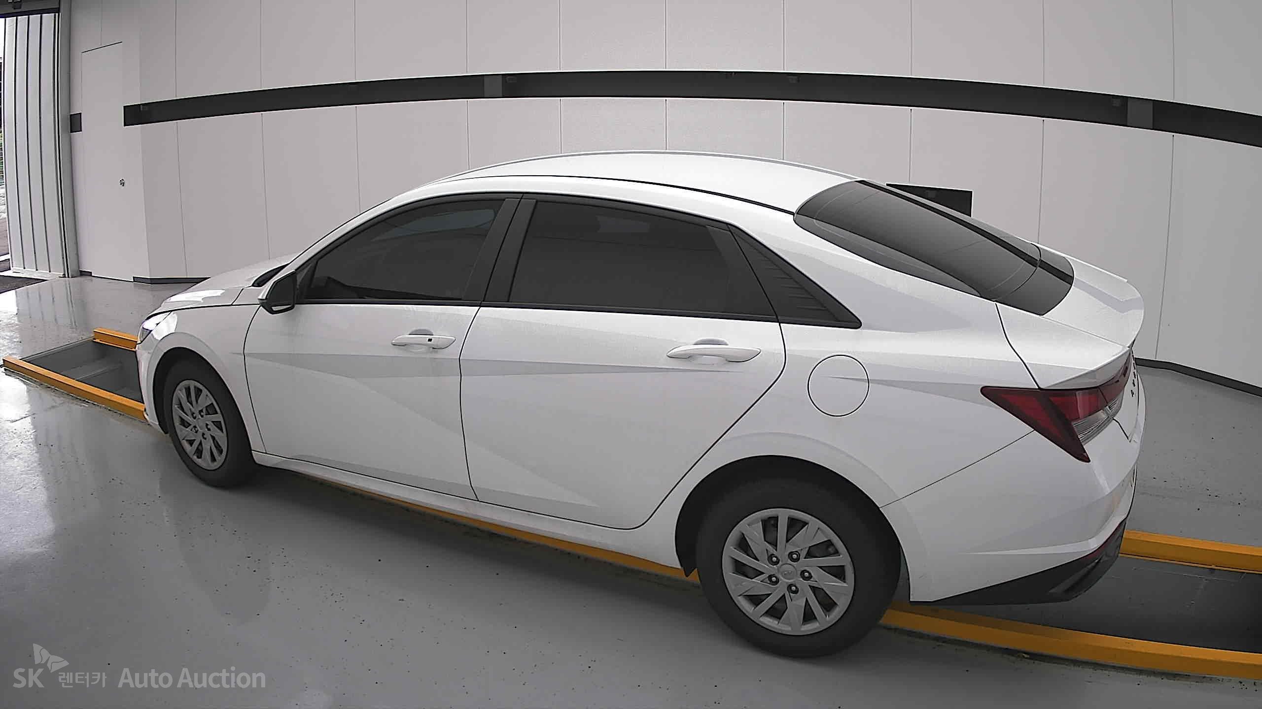 2022 - hyundai avante