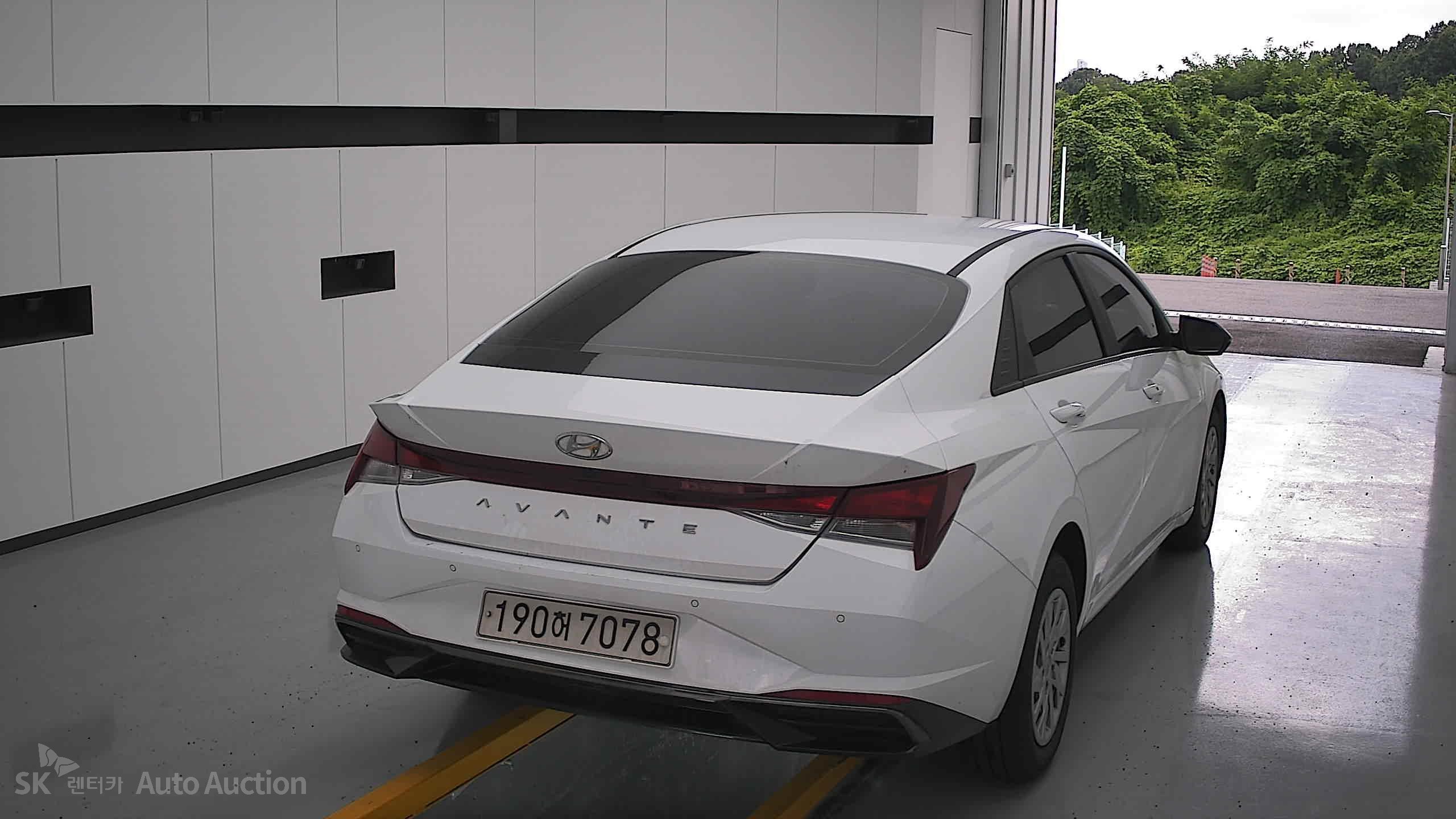 2022 - hyundai avante