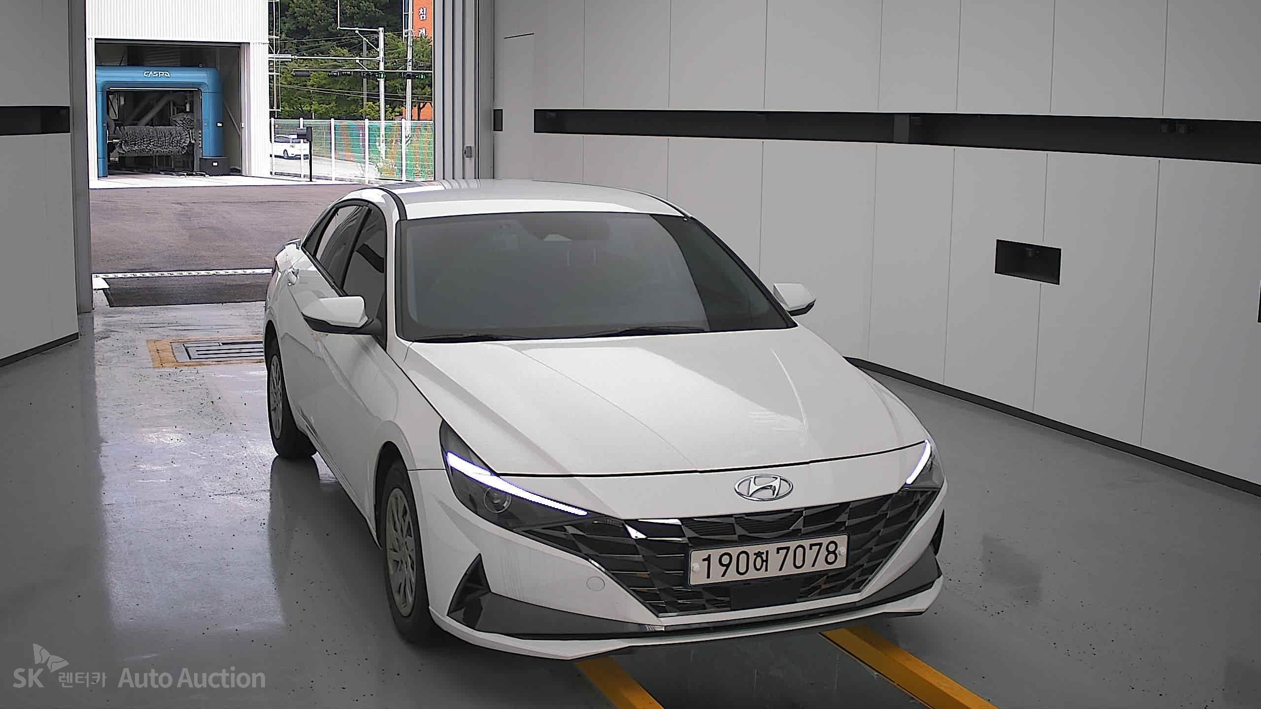 2022 - hyundai avante