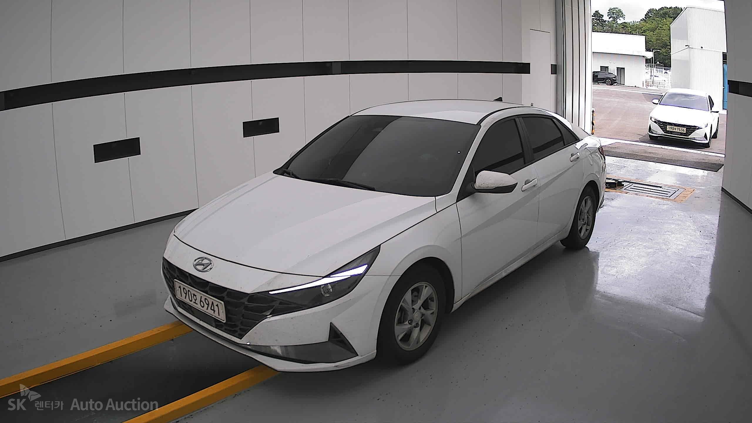 2023 - hyundai avante