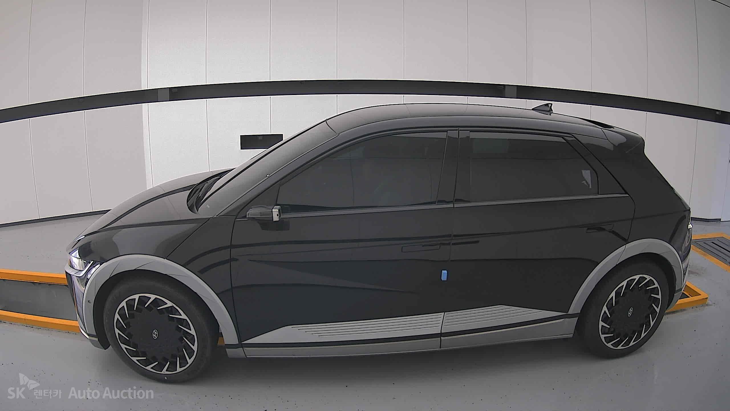 2022 - hyundai ioniq