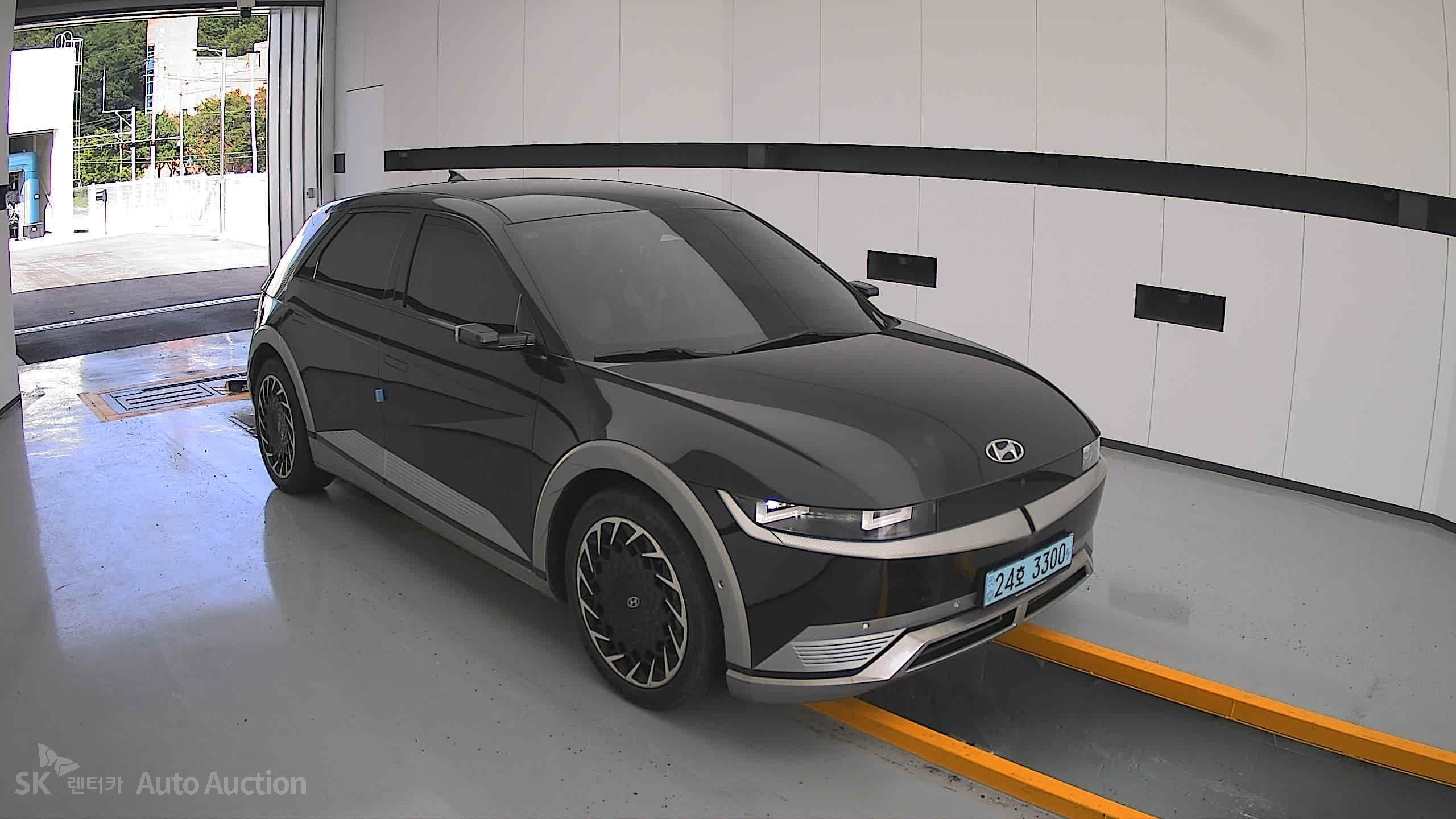 2022 - hyundai ioniq