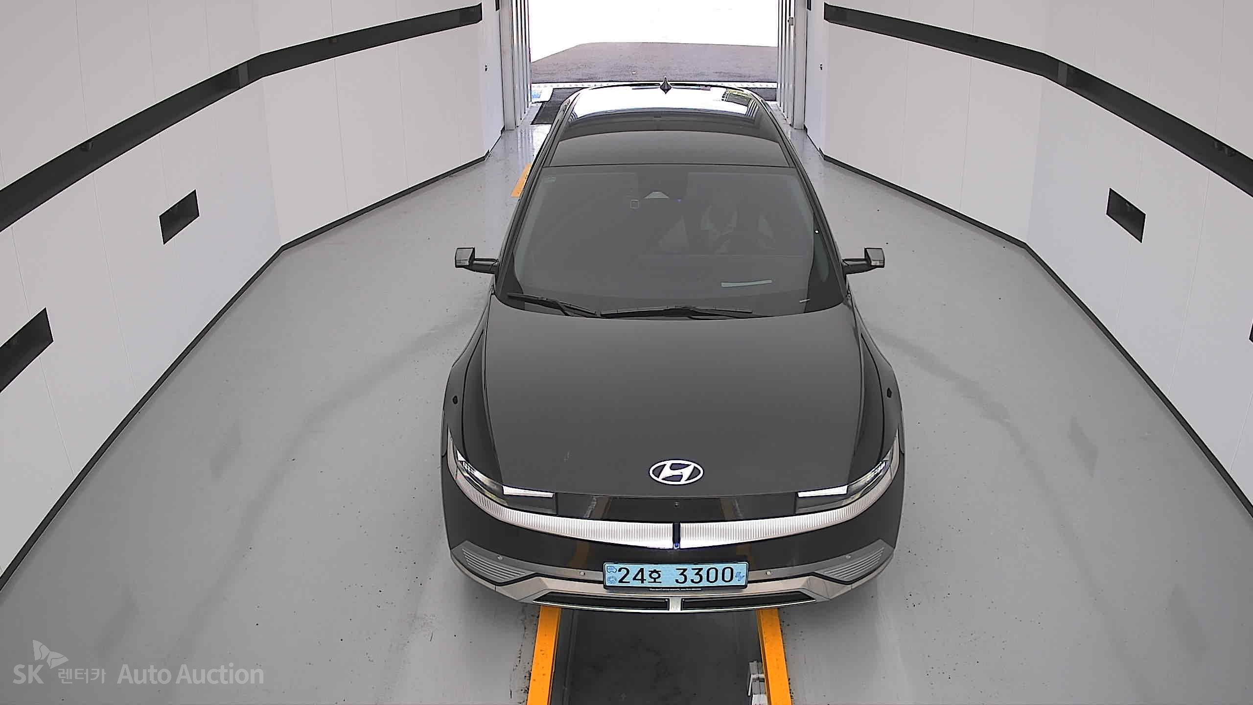2022 - hyundai ioniq