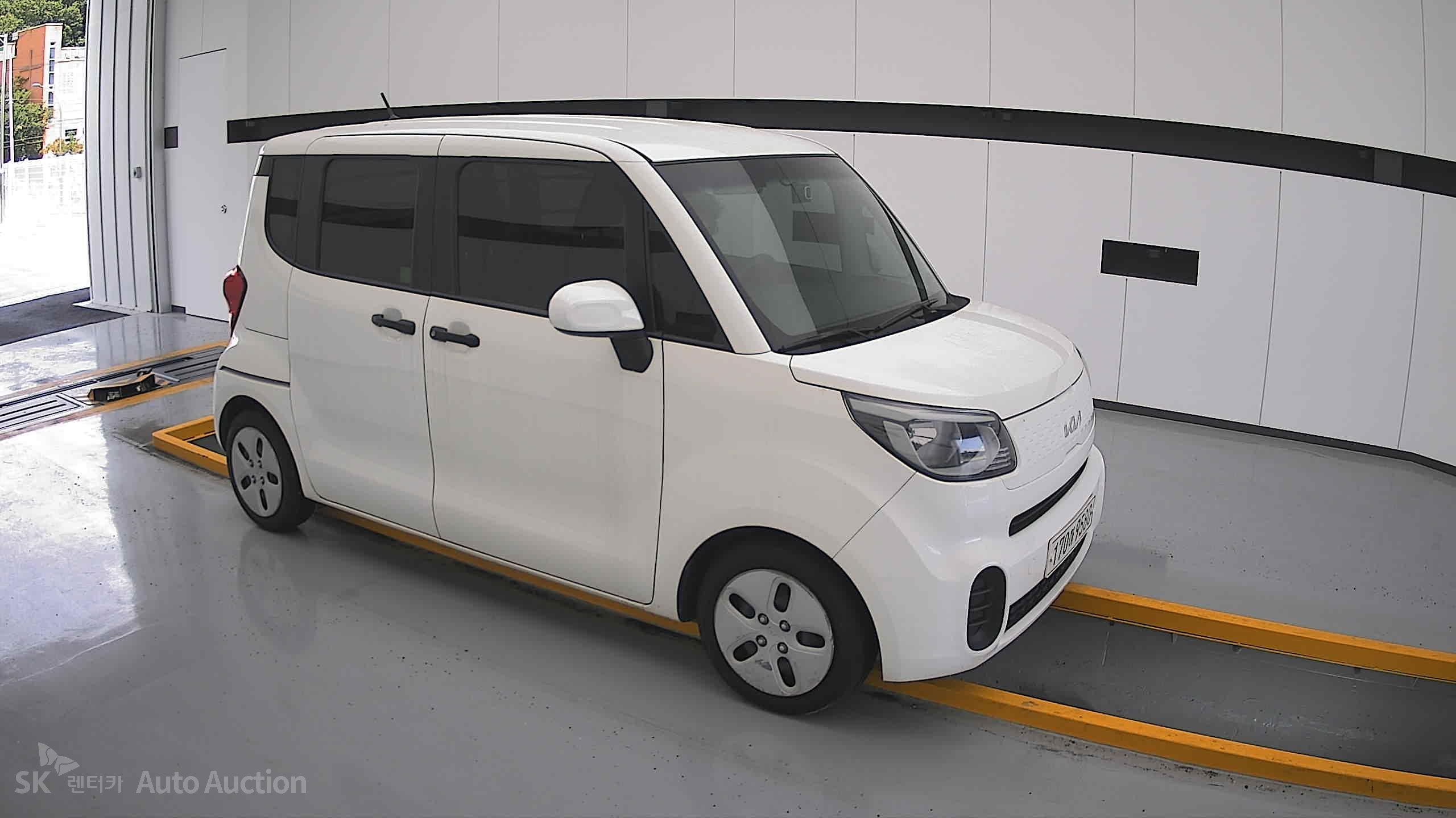 2022 - kia ray