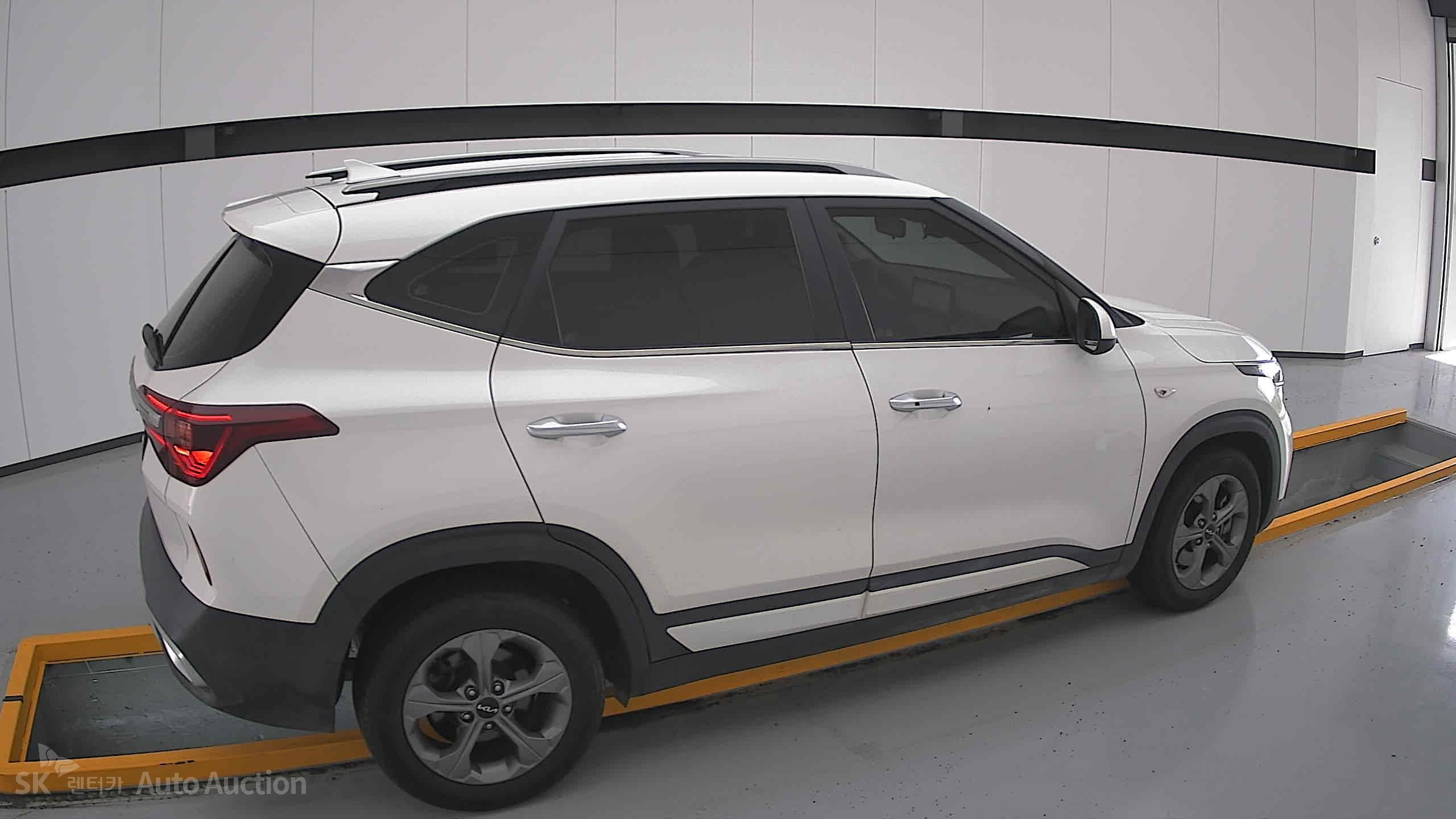 2023 - kia seltos