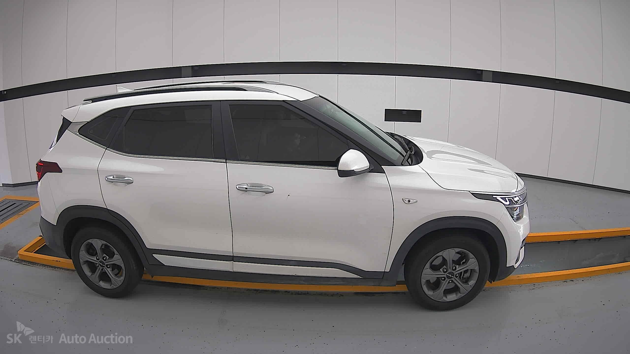 2023 - kia seltos